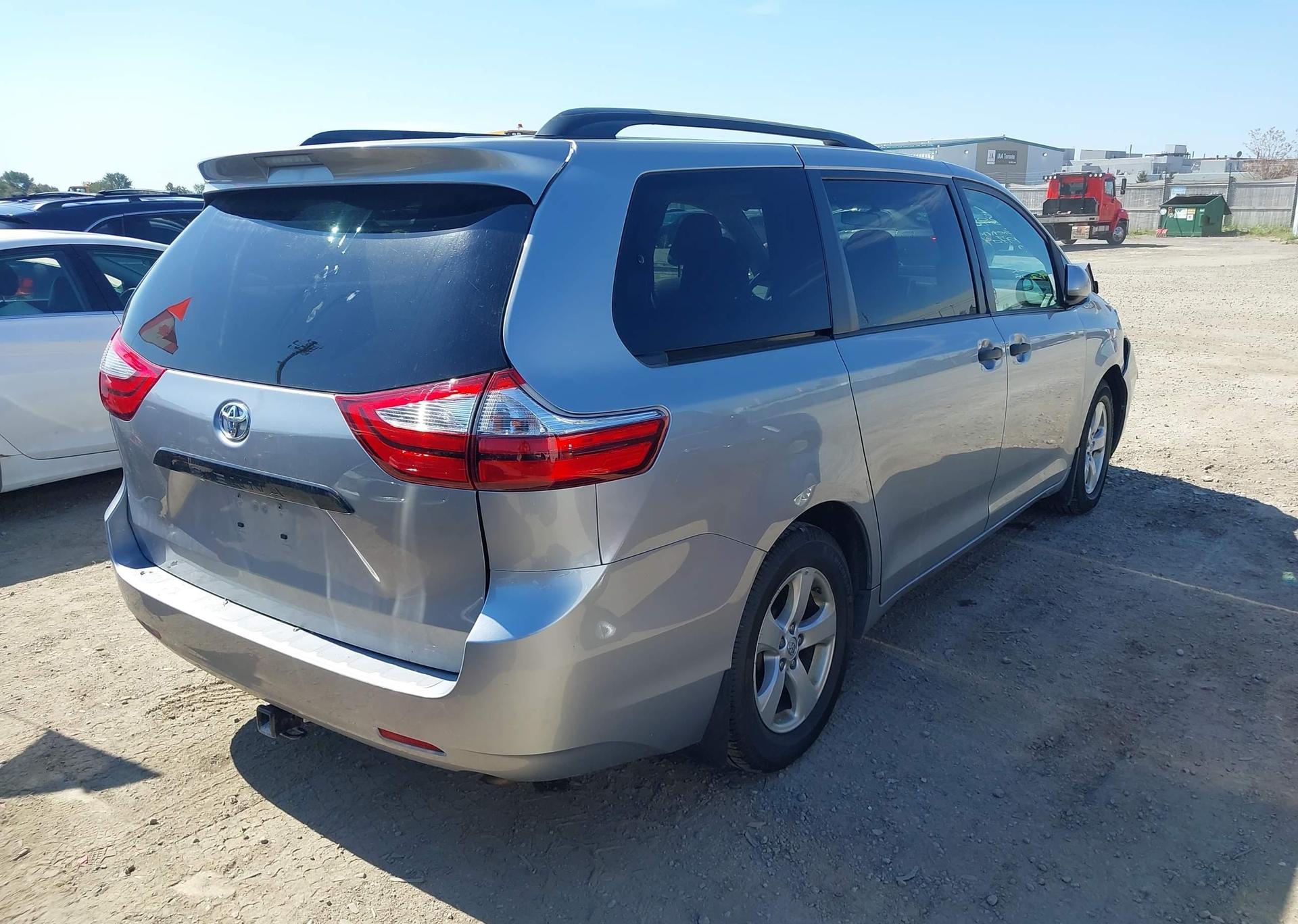 2017 TOYOTA SIENNA 7 PASSENGER