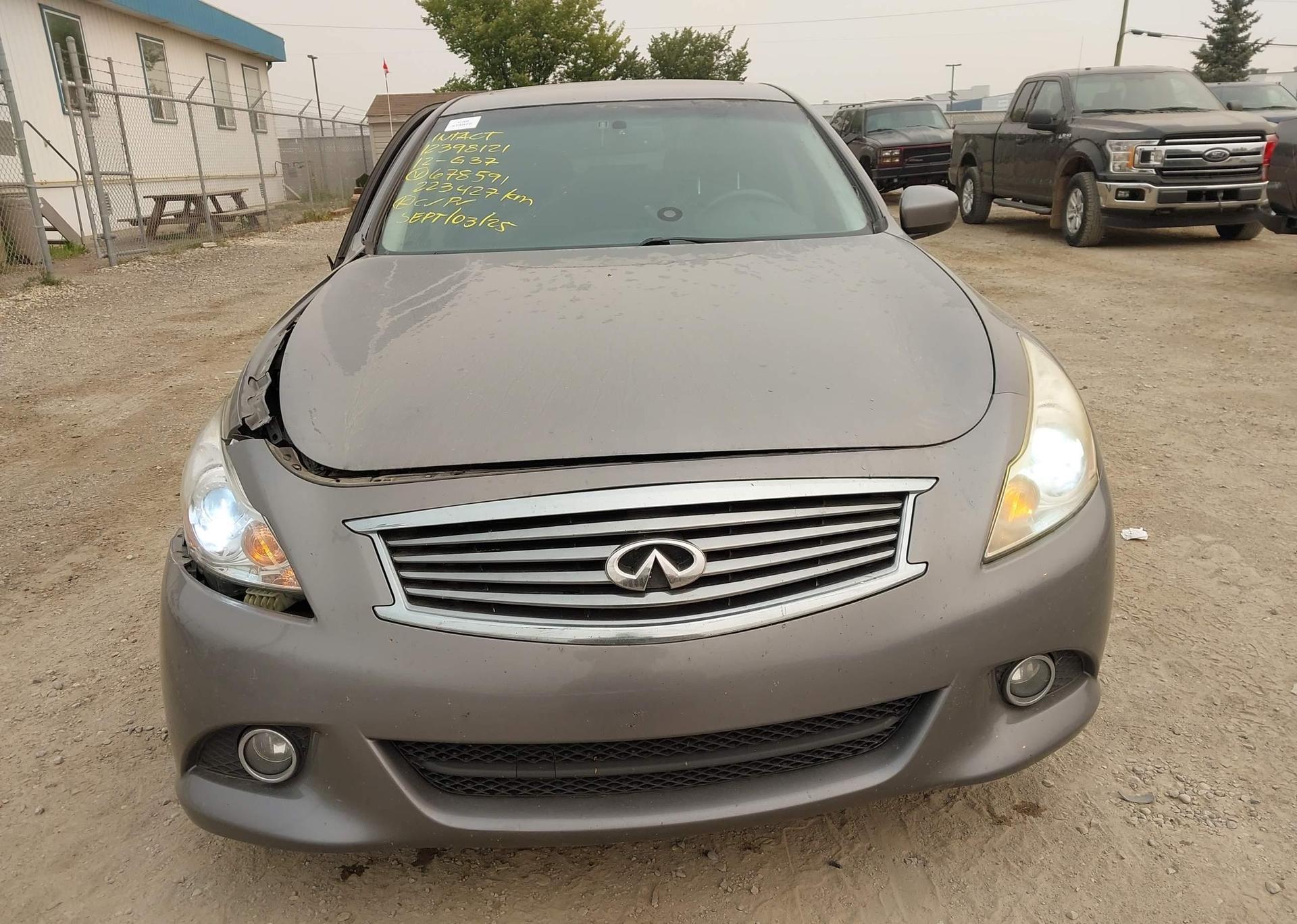 2012 INFINITI G37