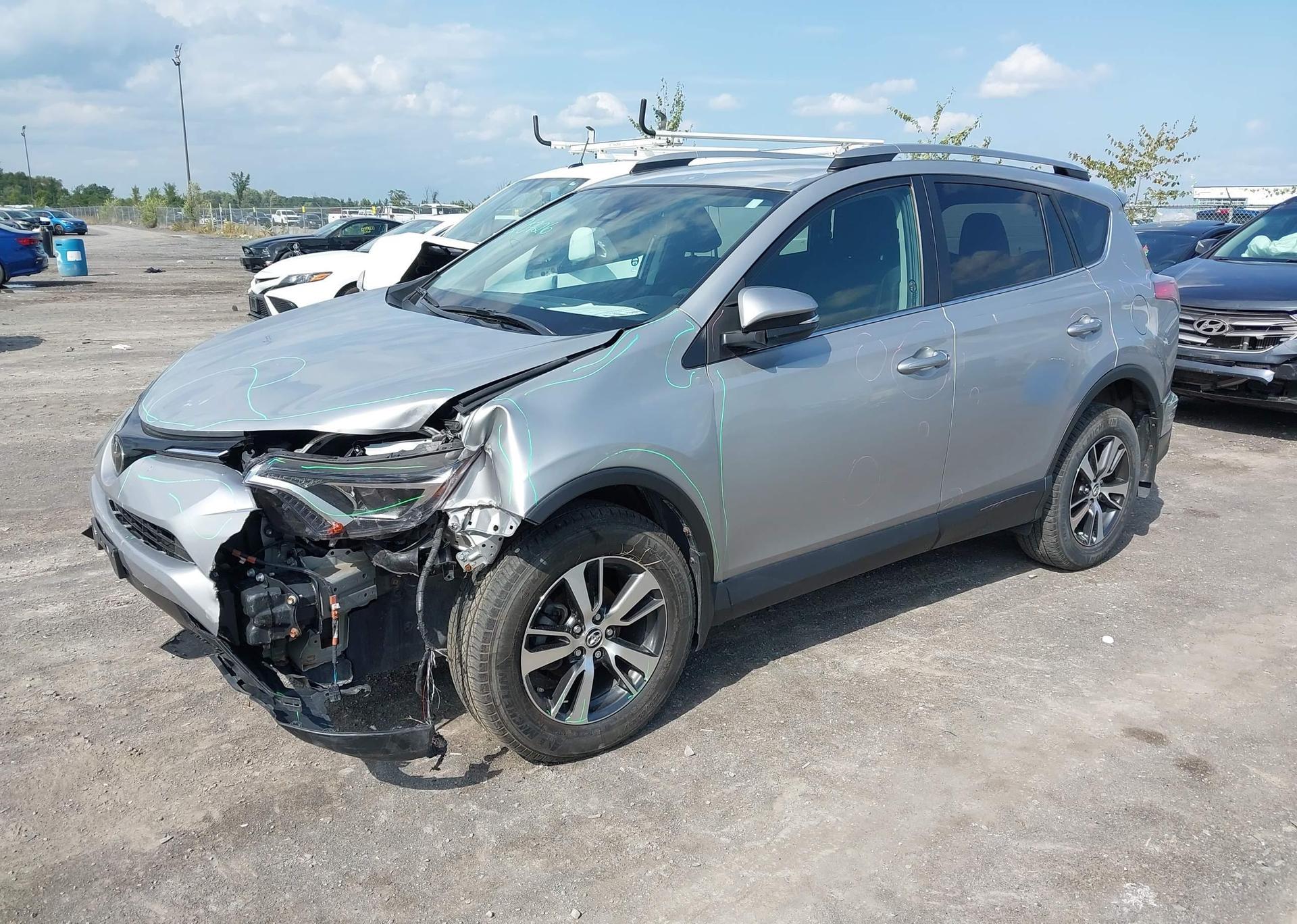 2018 TOYOTA RAV4 LE