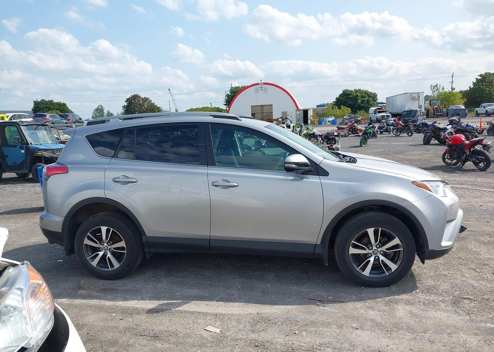 2018 TOYOTA RAV4 LE