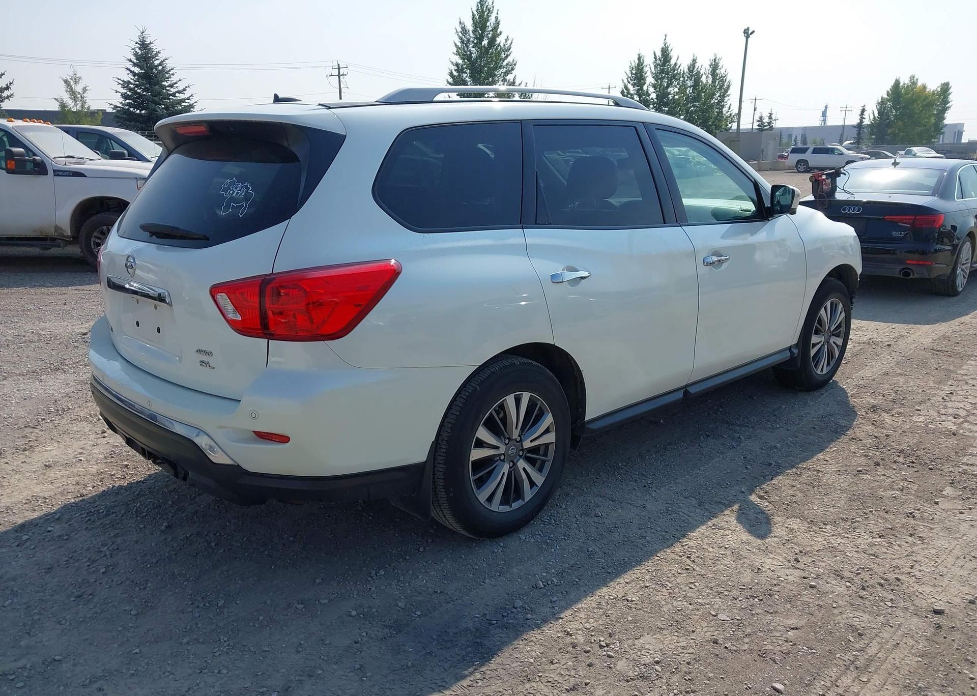 2018 NISSAN PATHFINDER S