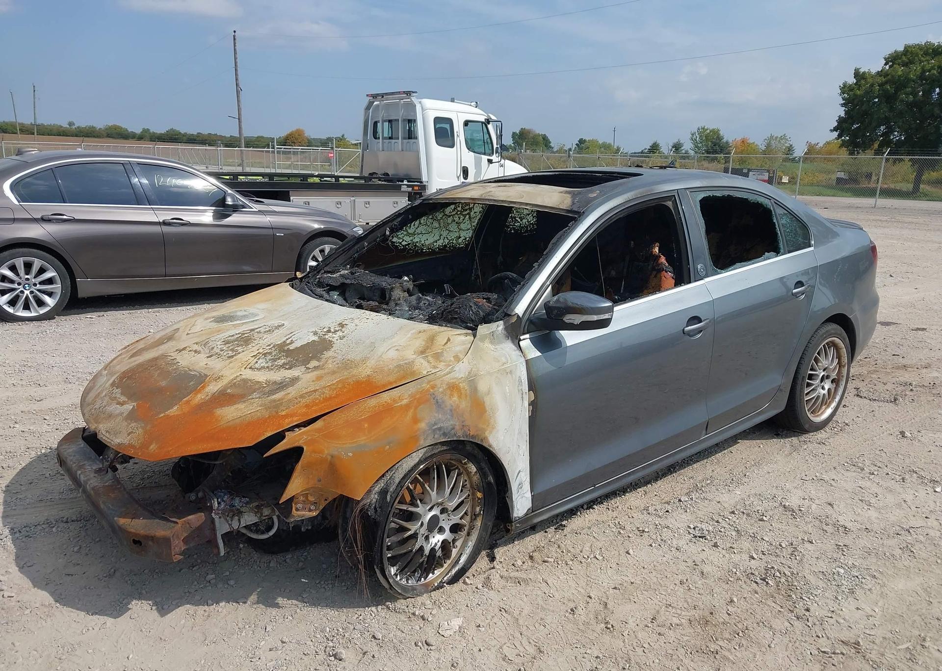 2017 VOLKSWAGEN JETTA WOLFSBURG EDITION