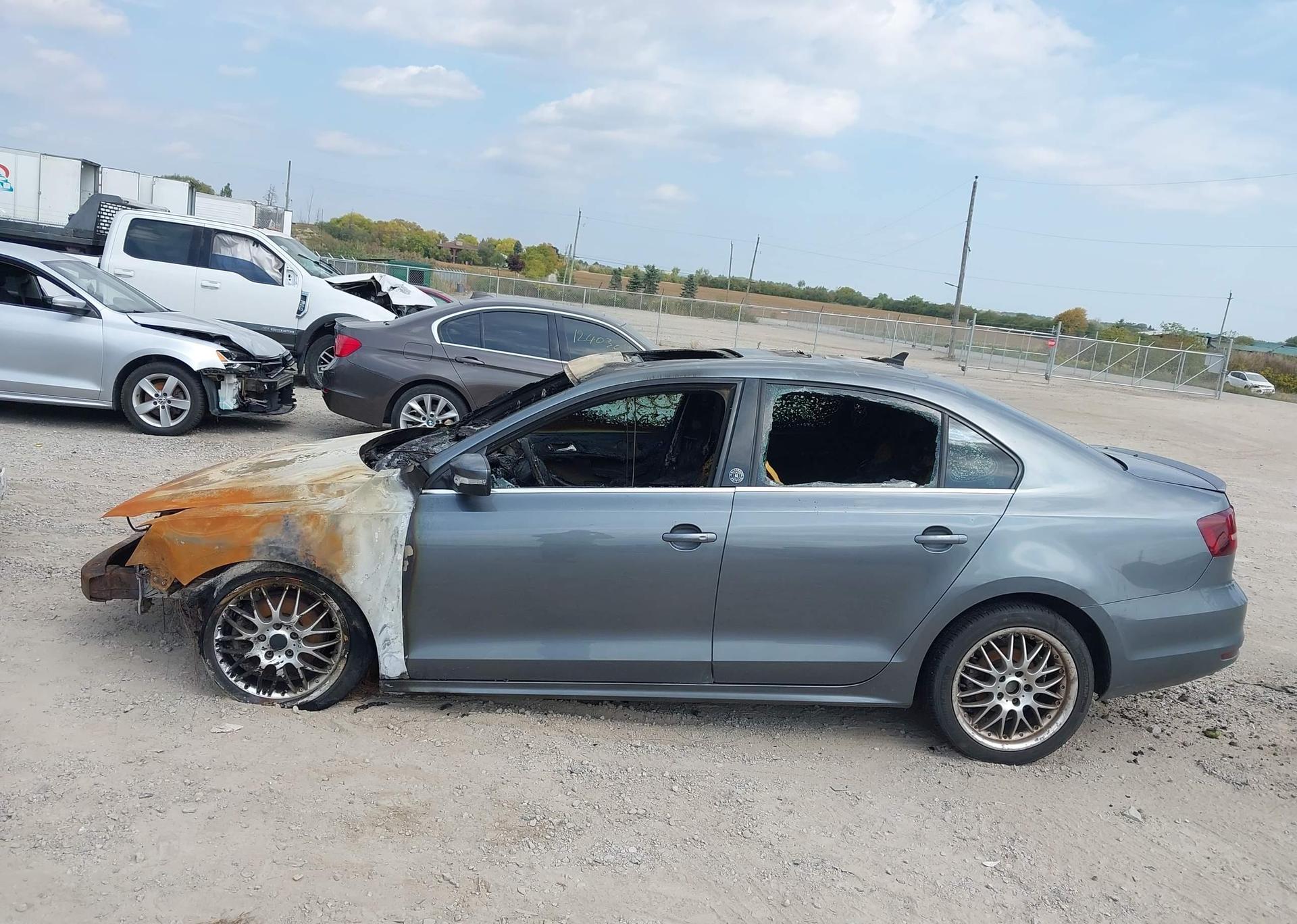 2017 VOLKSWAGEN JETTA WOLFSBURG EDITION