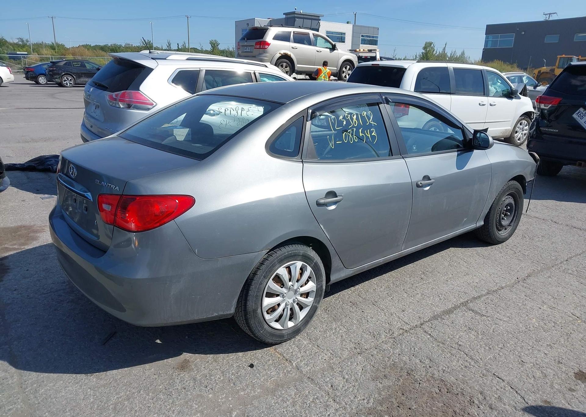 2010 HYUNDAI ELANTRA GLS