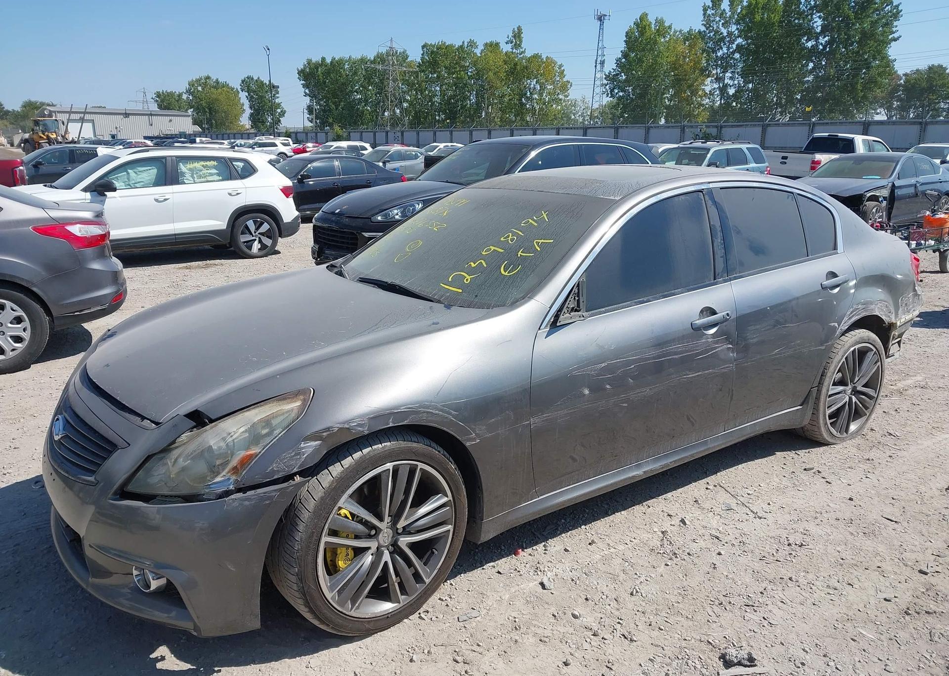 2012 INFINITI G37X