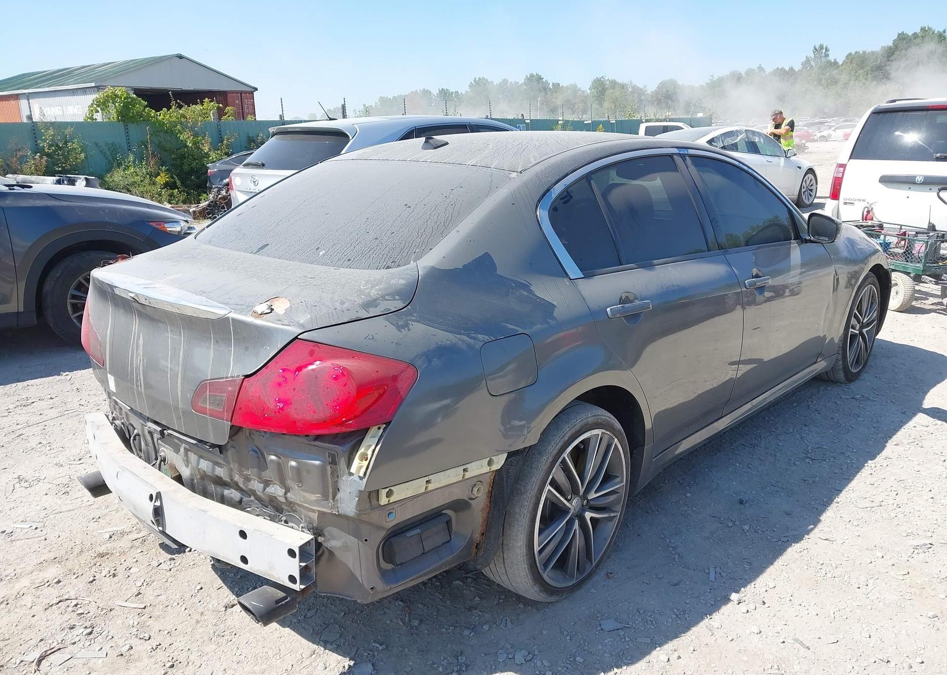 2012 INFINITI G37X