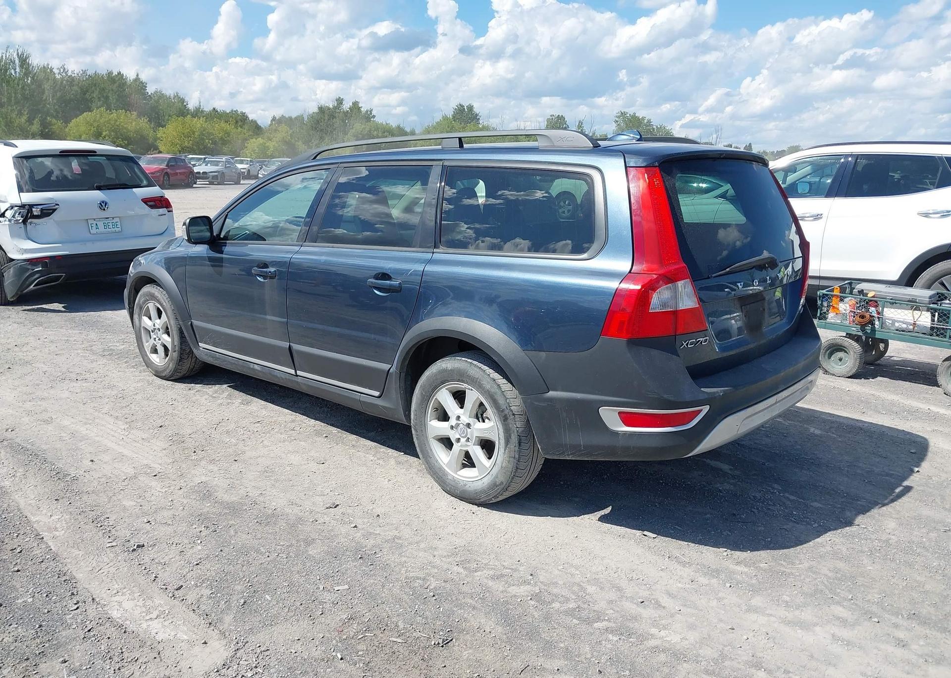 2009 VOLVO XC70 3.2