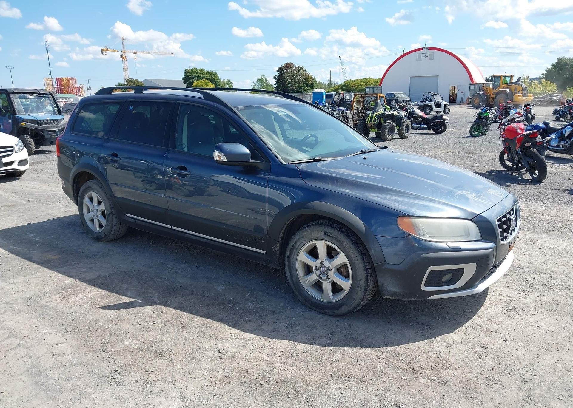 2009 VOLVO XC70 3.2