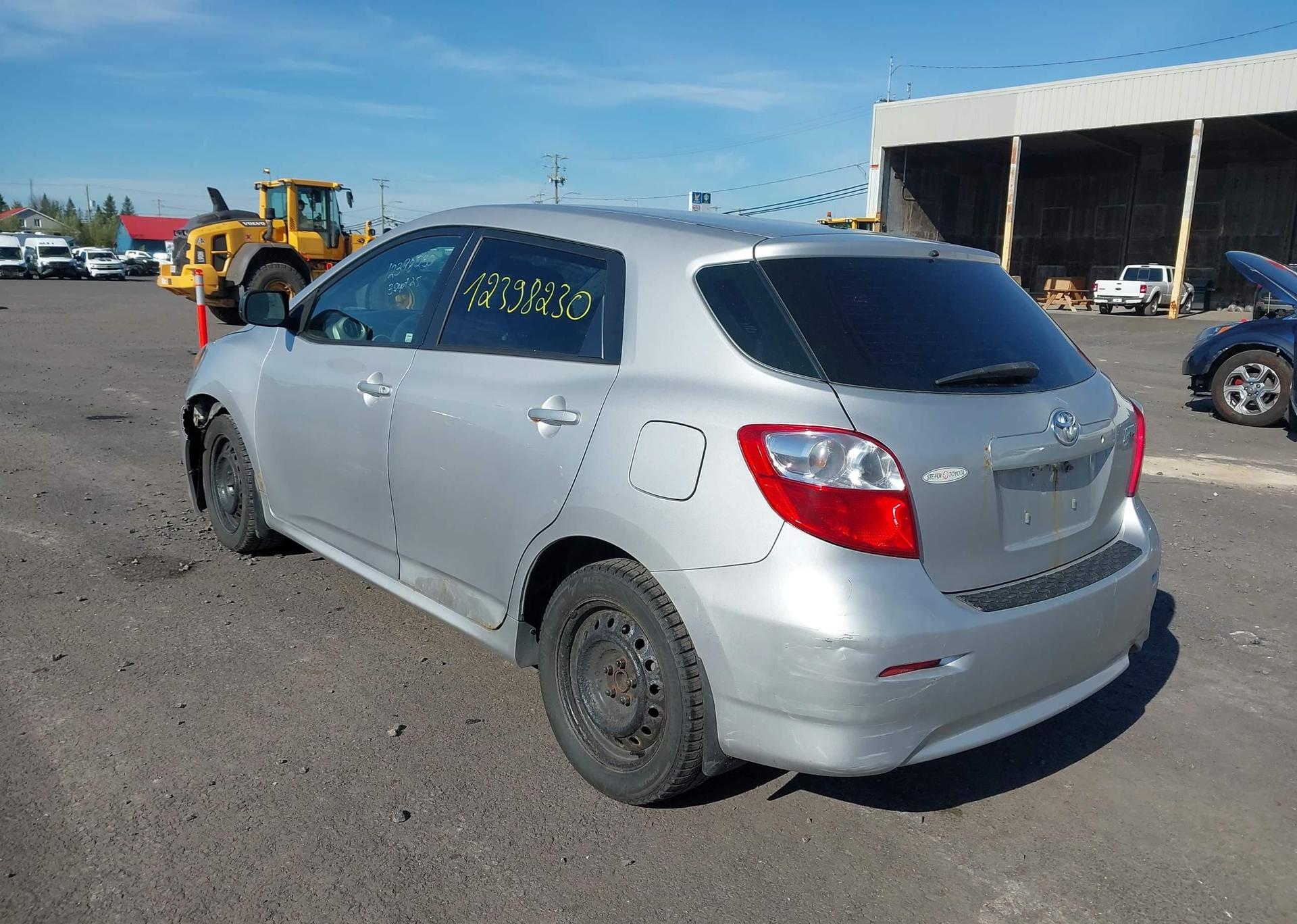 2011 TOYOTA MATRIX