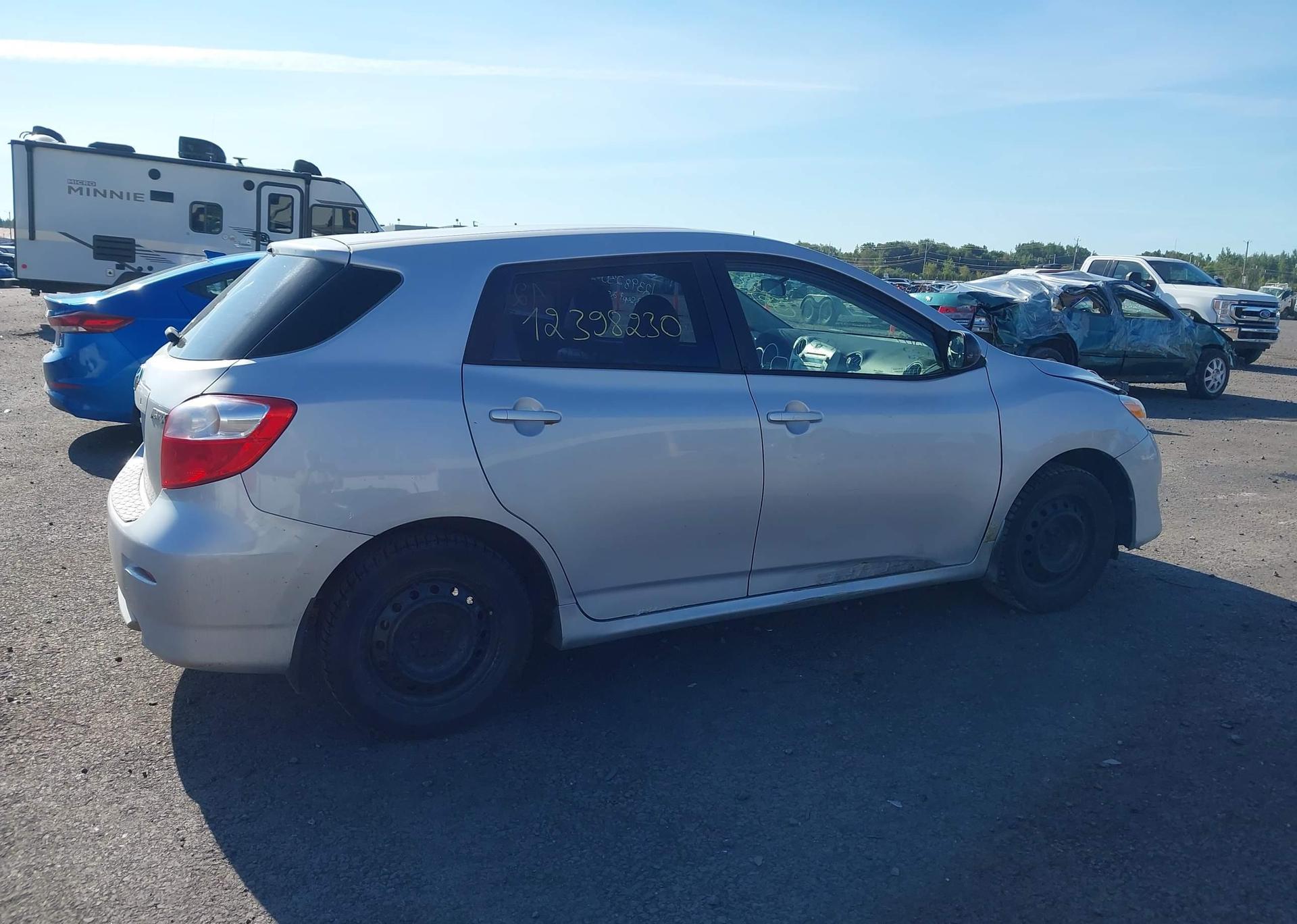 2011 TOYOTA MATRIX