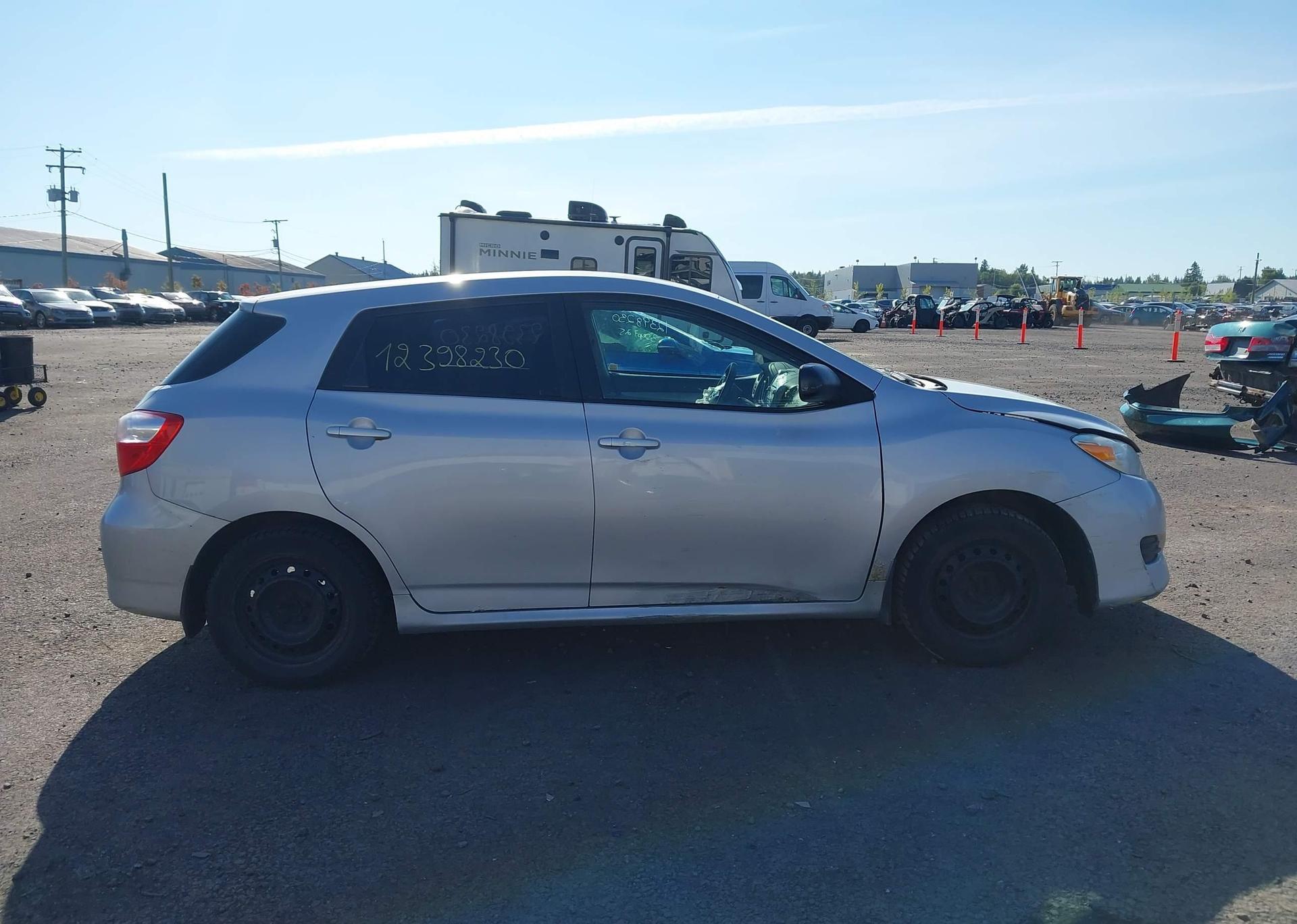 2011 TOYOTA MATRIX