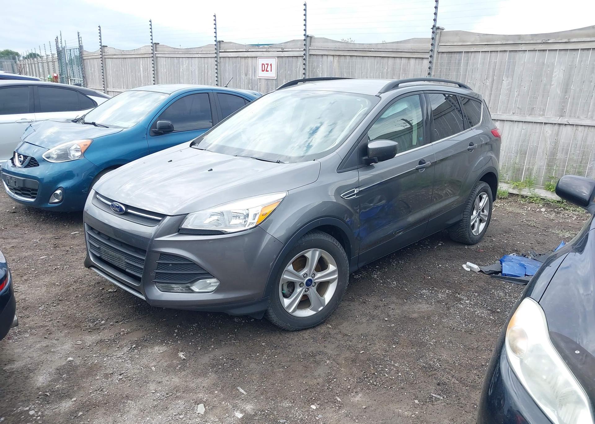 2014 FORD ESCAPE SE