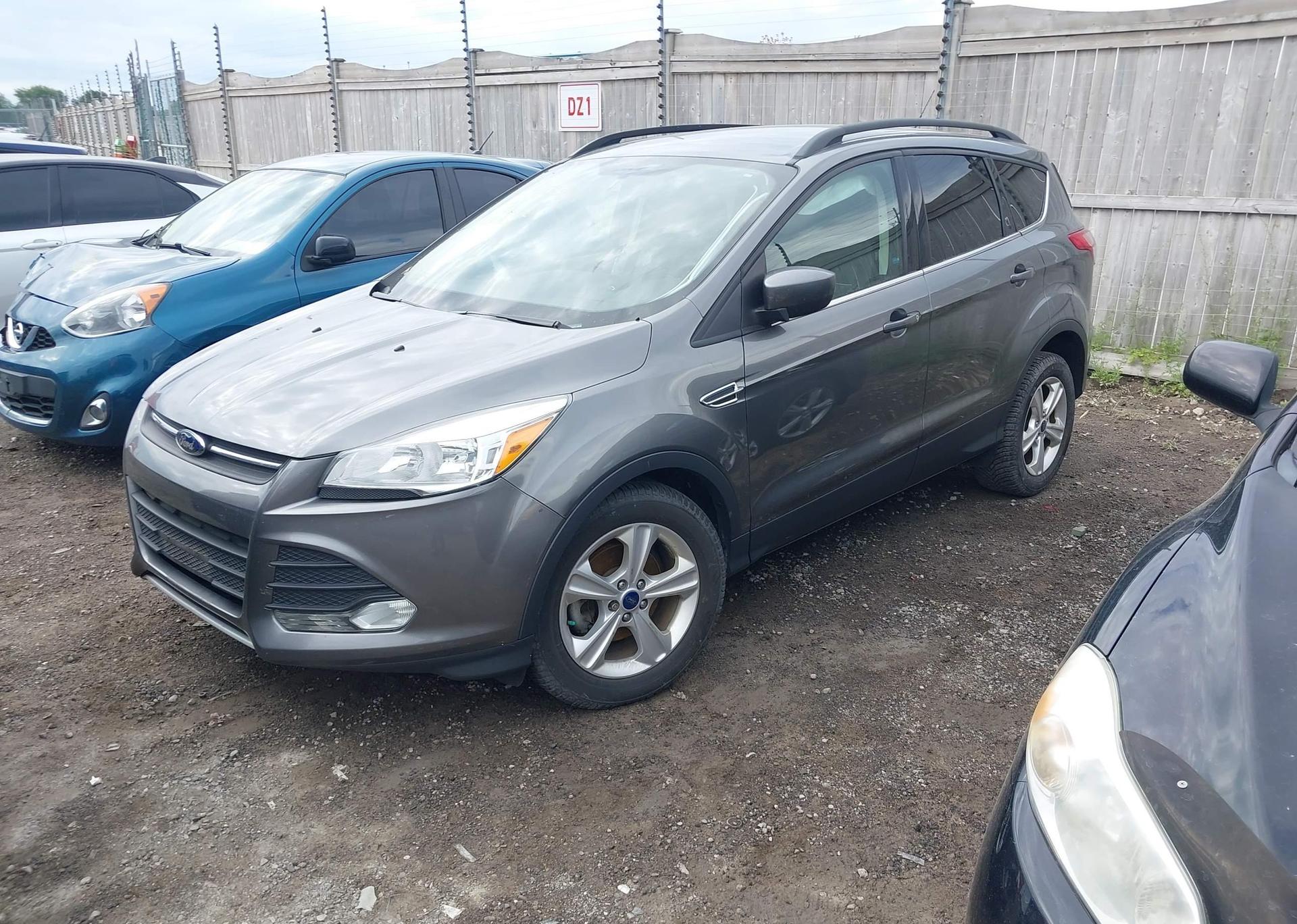 2014 FORD ESCAPE SE