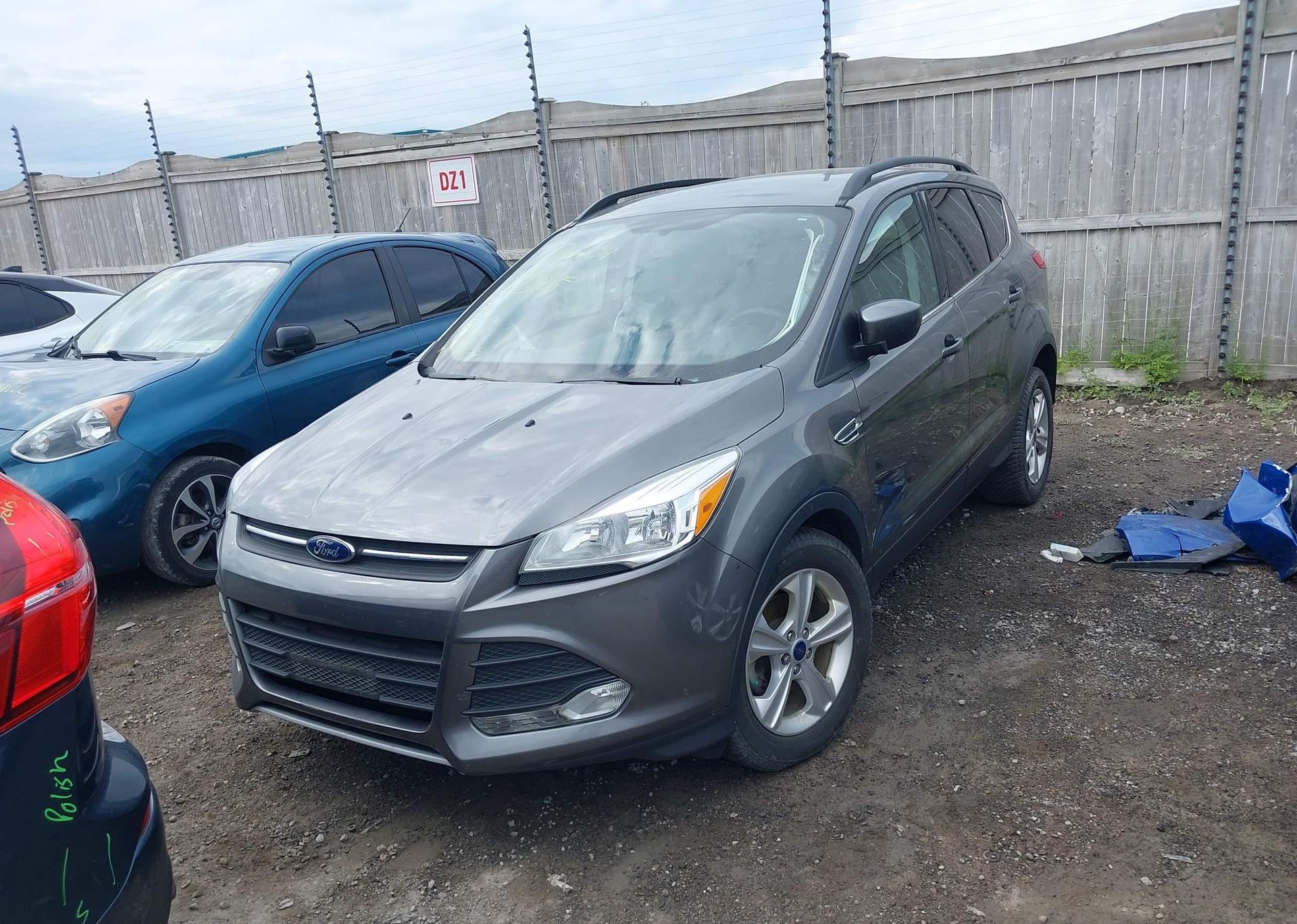 2014 FORD ESCAPE SE