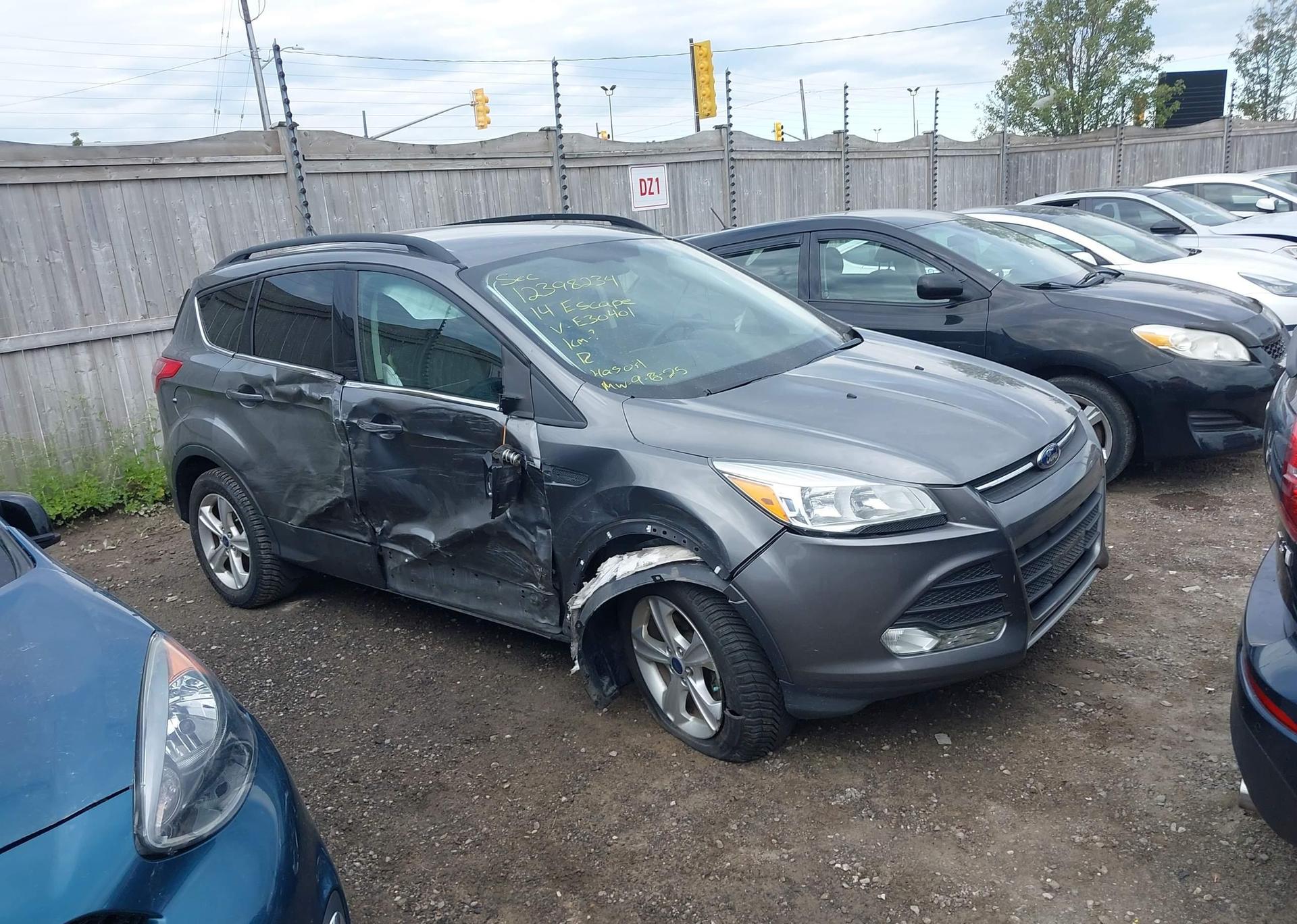 2014 FORD ESCAPE SE