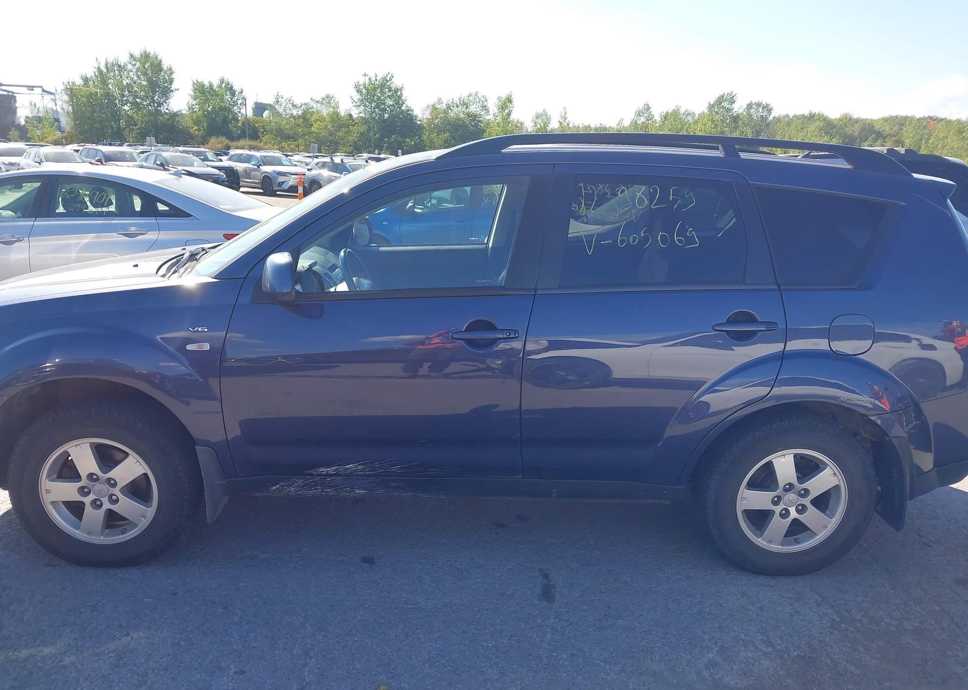 2008 MITSUBISHI outlander
