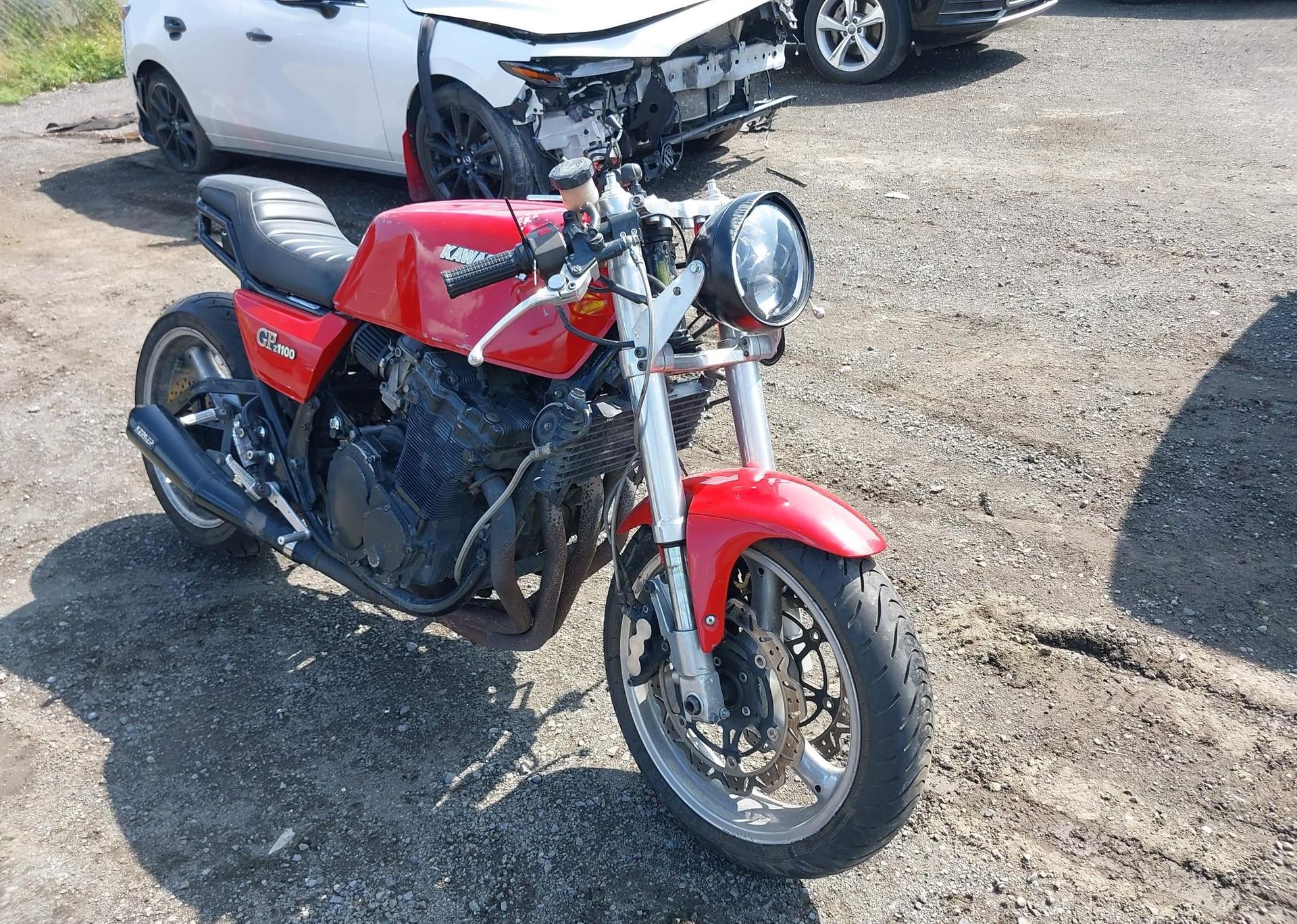 1982 KAWASAKI KZ1100 B