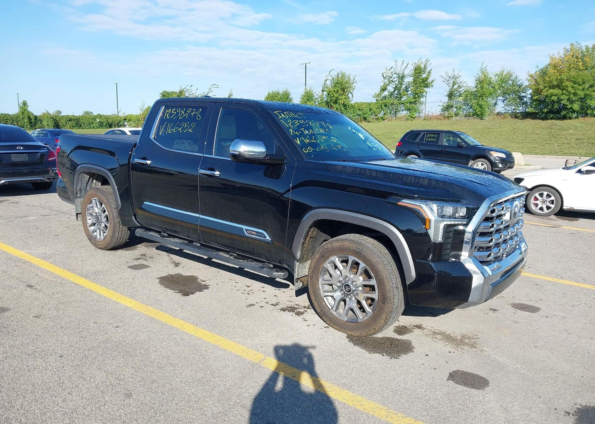 2024 TOYOTA TUNDRA