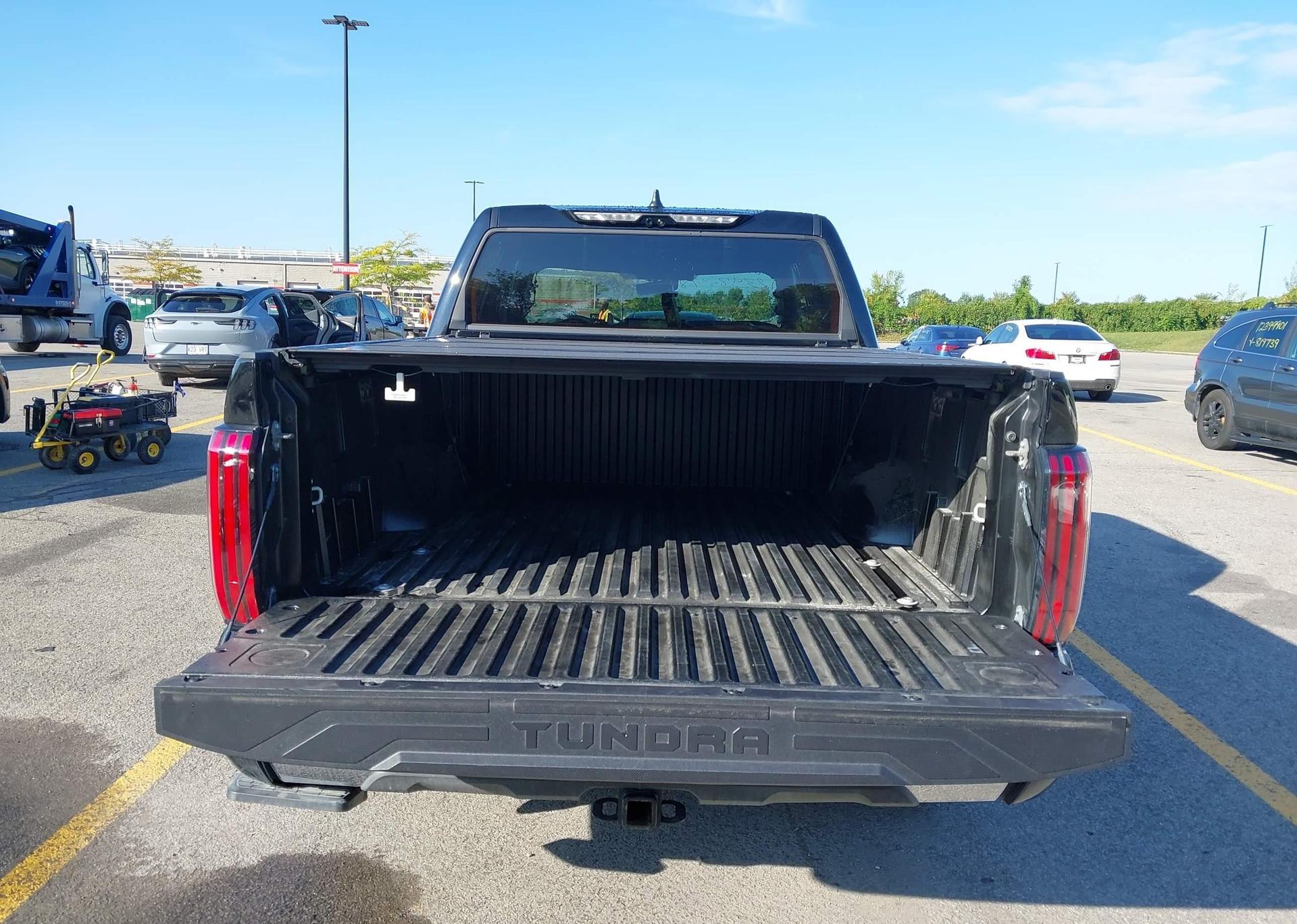 2024 TOYOTA TUNDRA