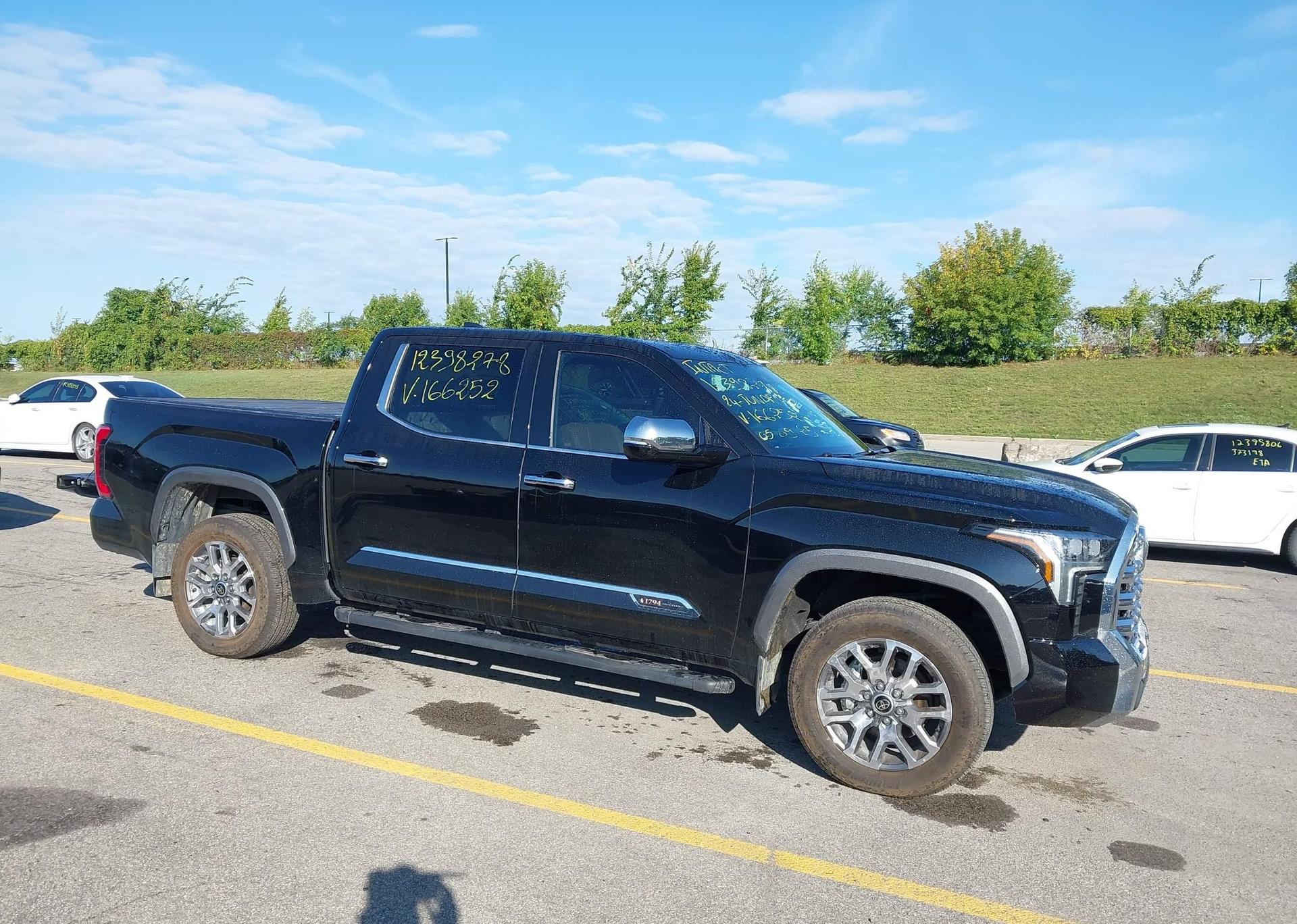 2024 TOYOTA TUNDRA