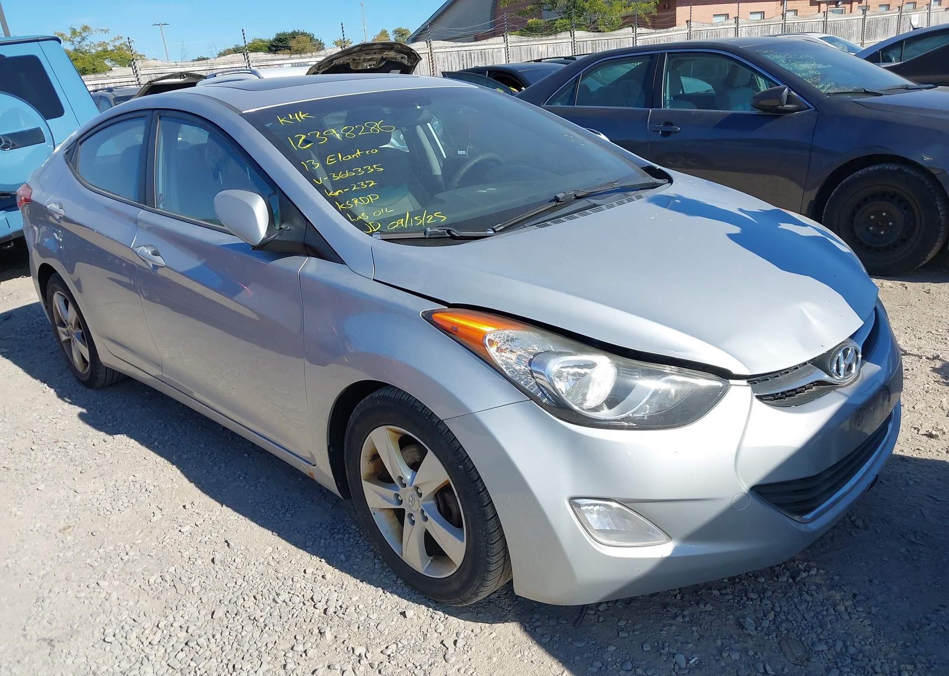 2013 HYUNDAI ELANTRA GLS