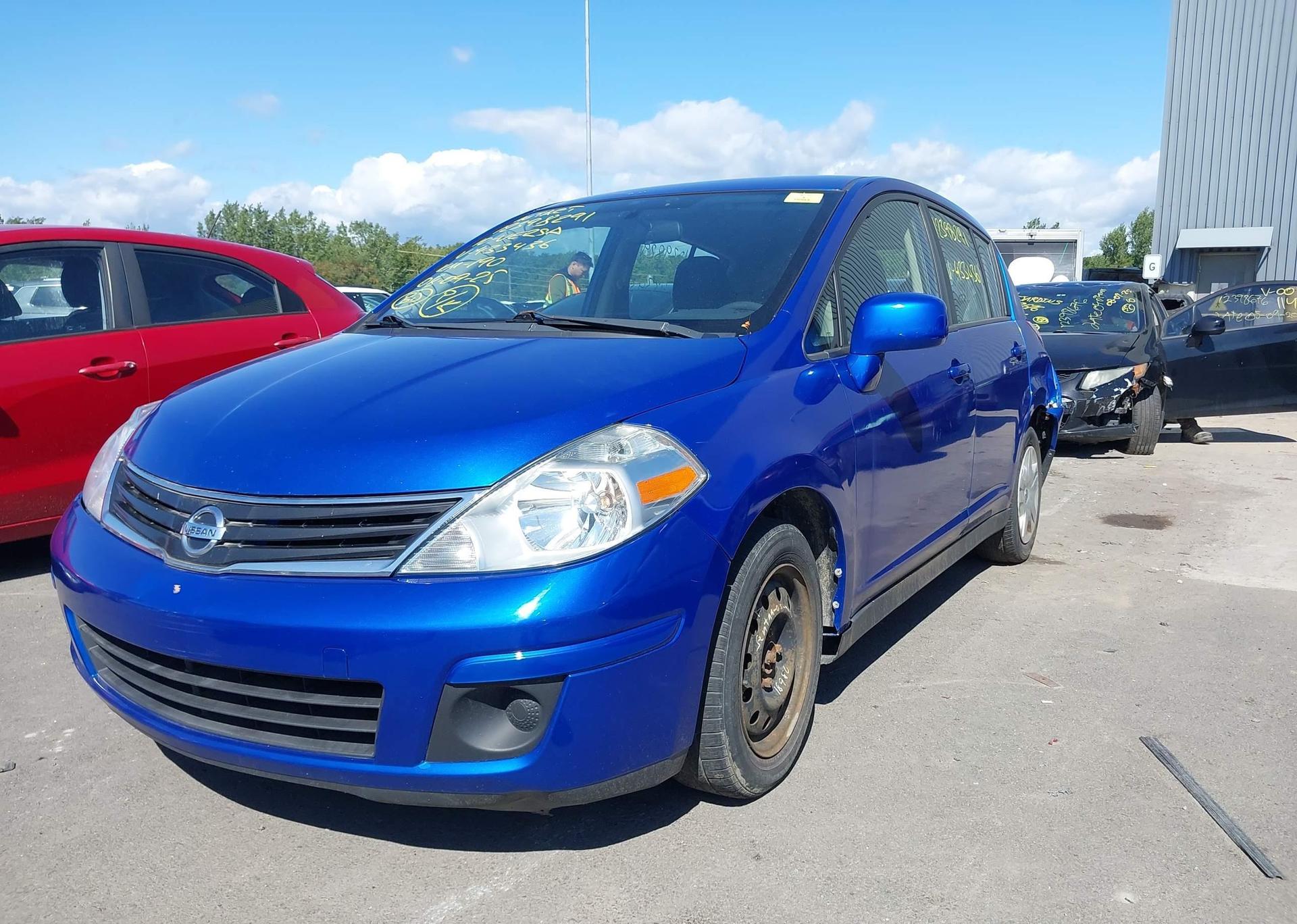 2010 NISSAN VERSA