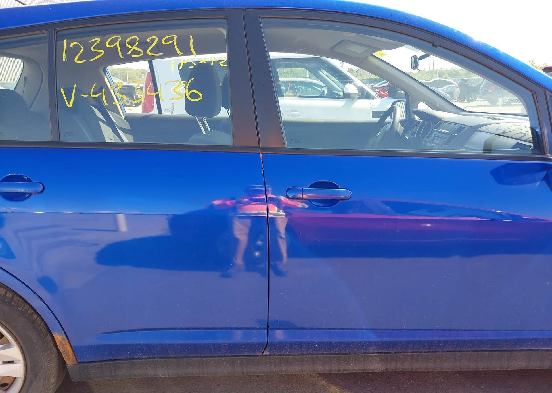 2010 NISSAN VERSA