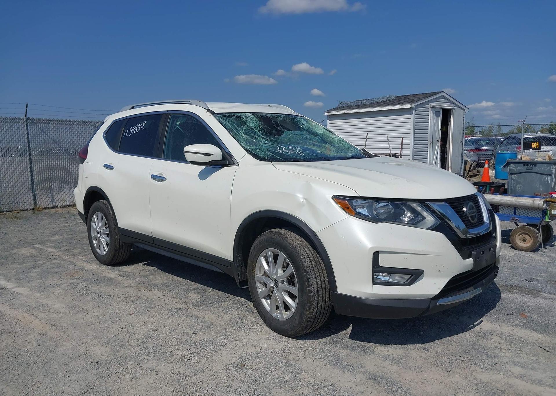 2019 NISSAN ROGUE S