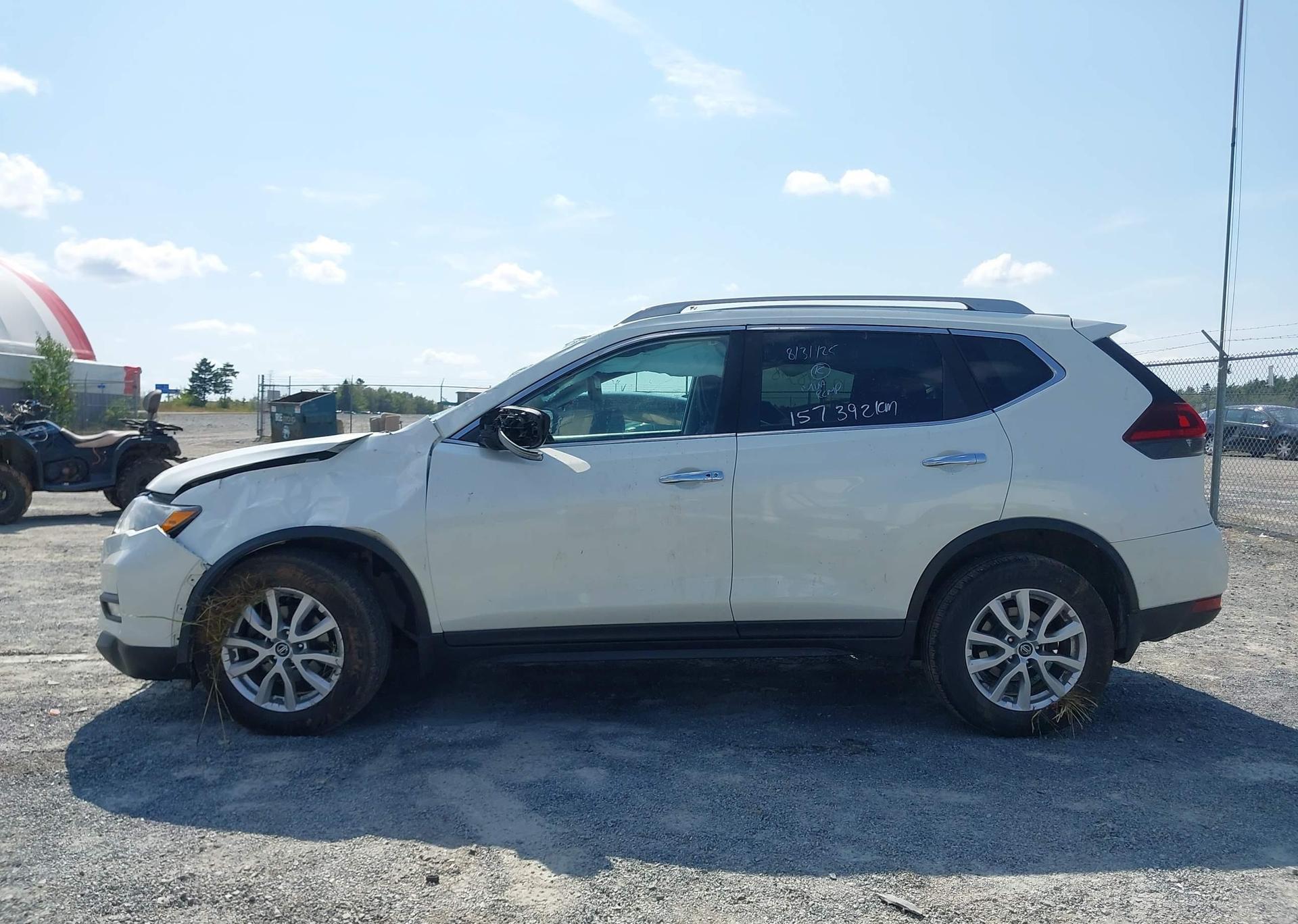 2019 NISSAN ROGUE S