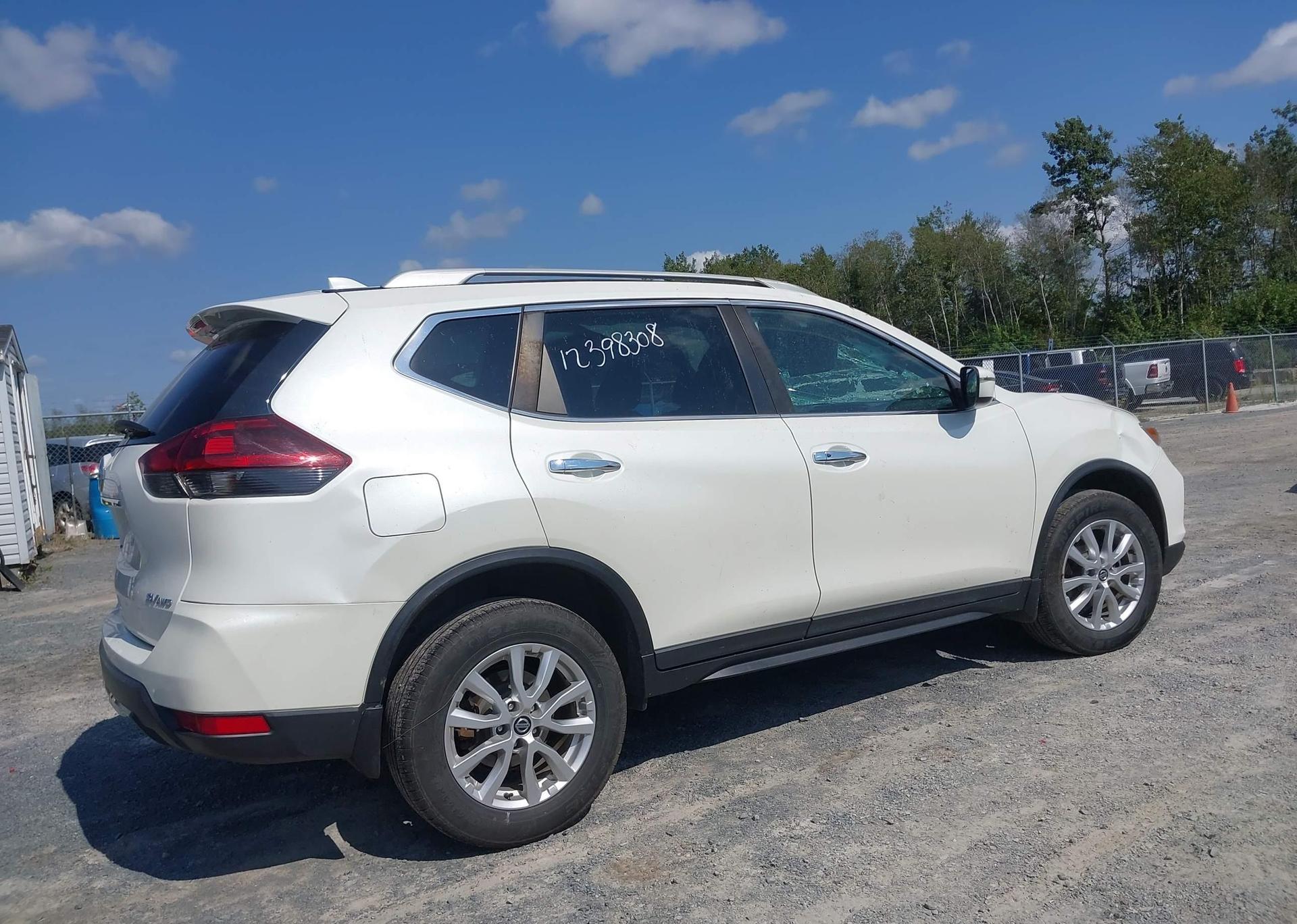 2019 NISSAN ROGUE S