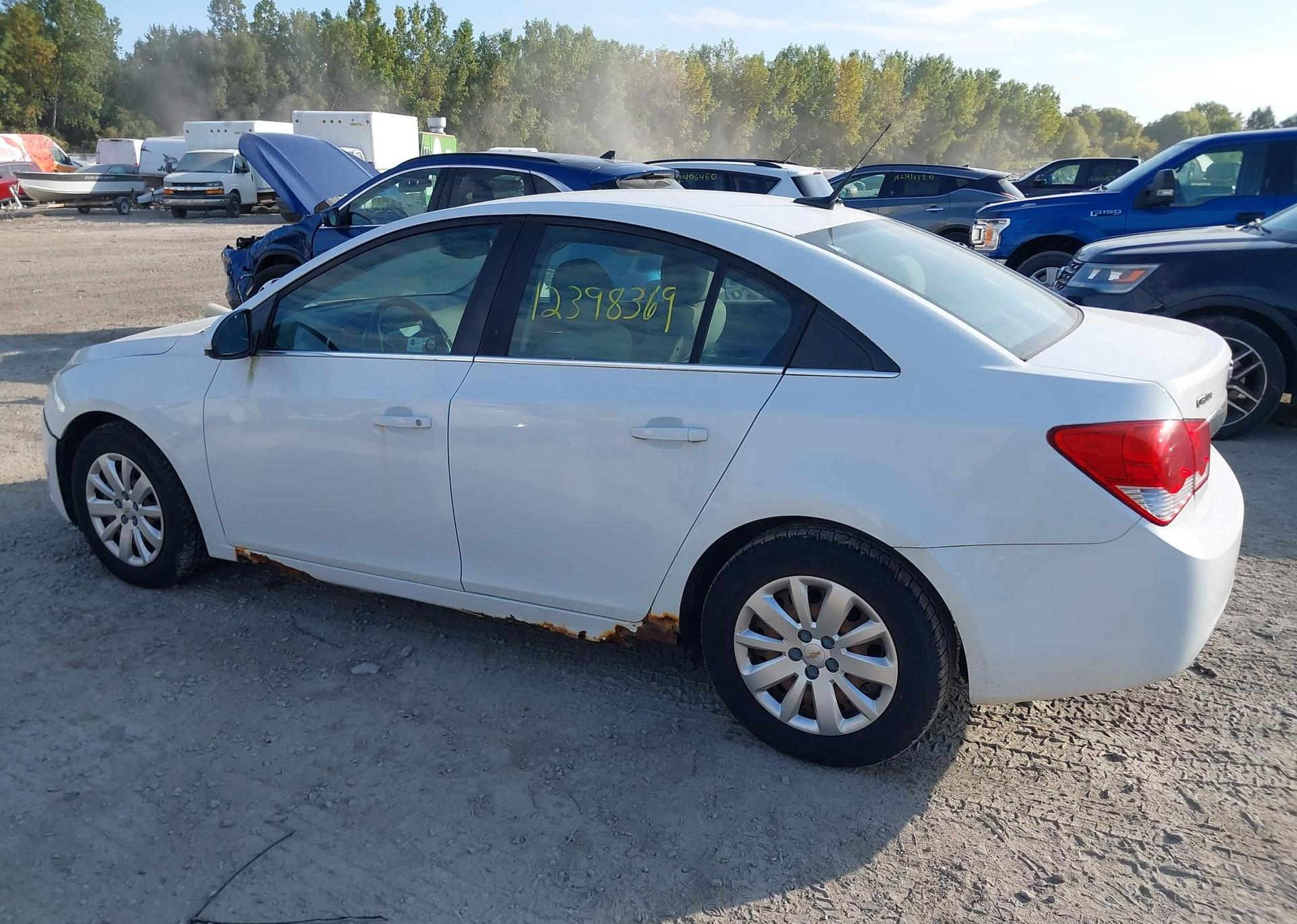 2011 CHEVROLET CRUZE LT