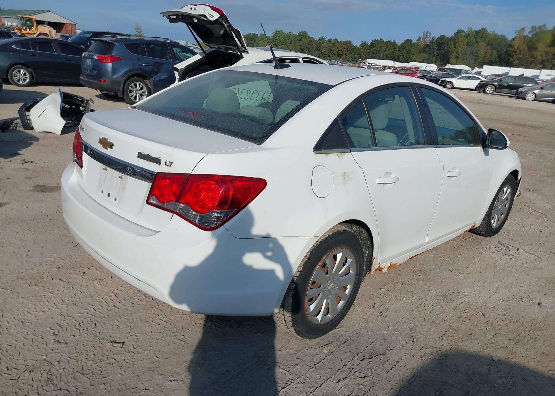 2011 CHEVROLET CRUZE LT
