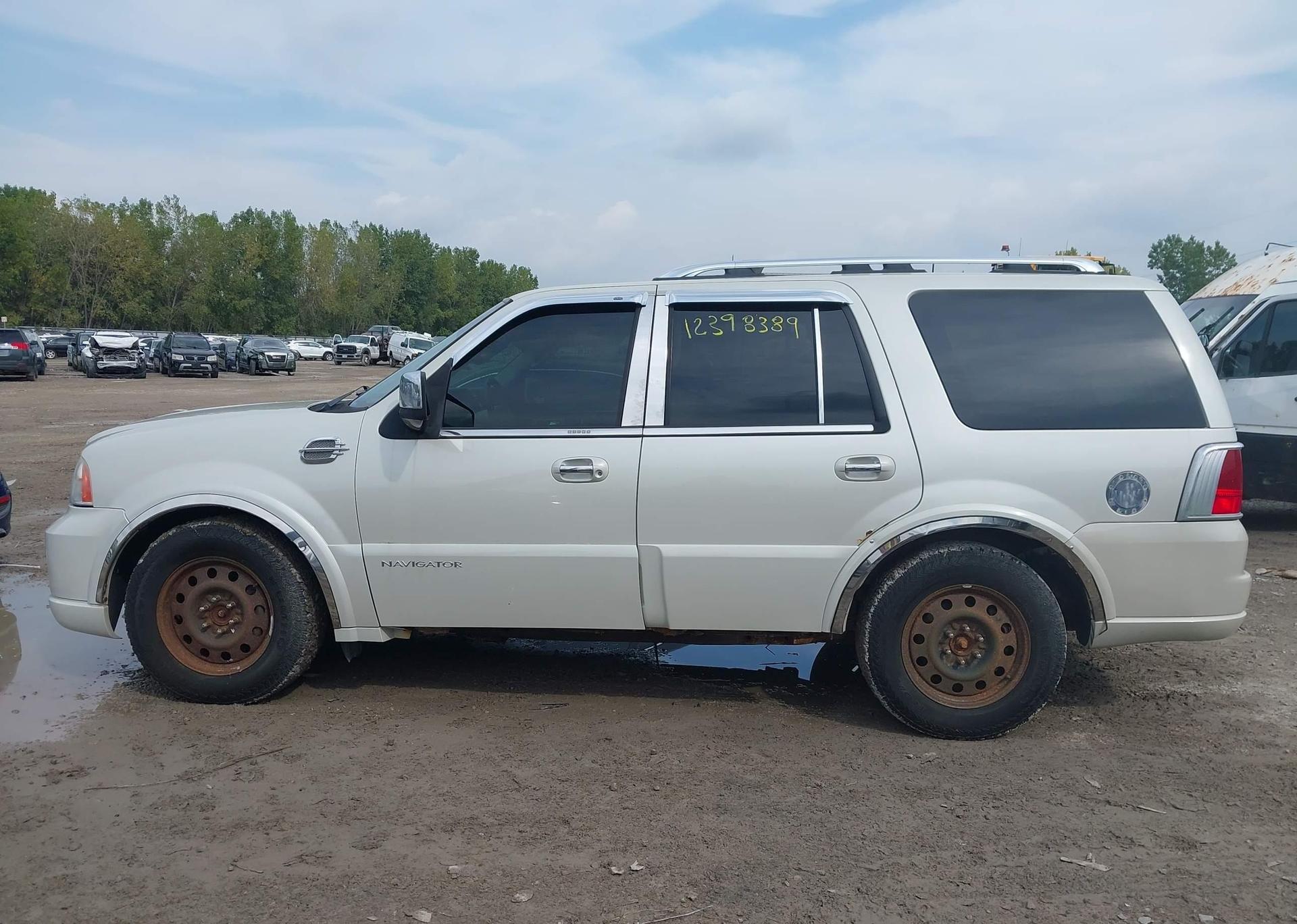 2005 LINCOLN NAVIGATOR