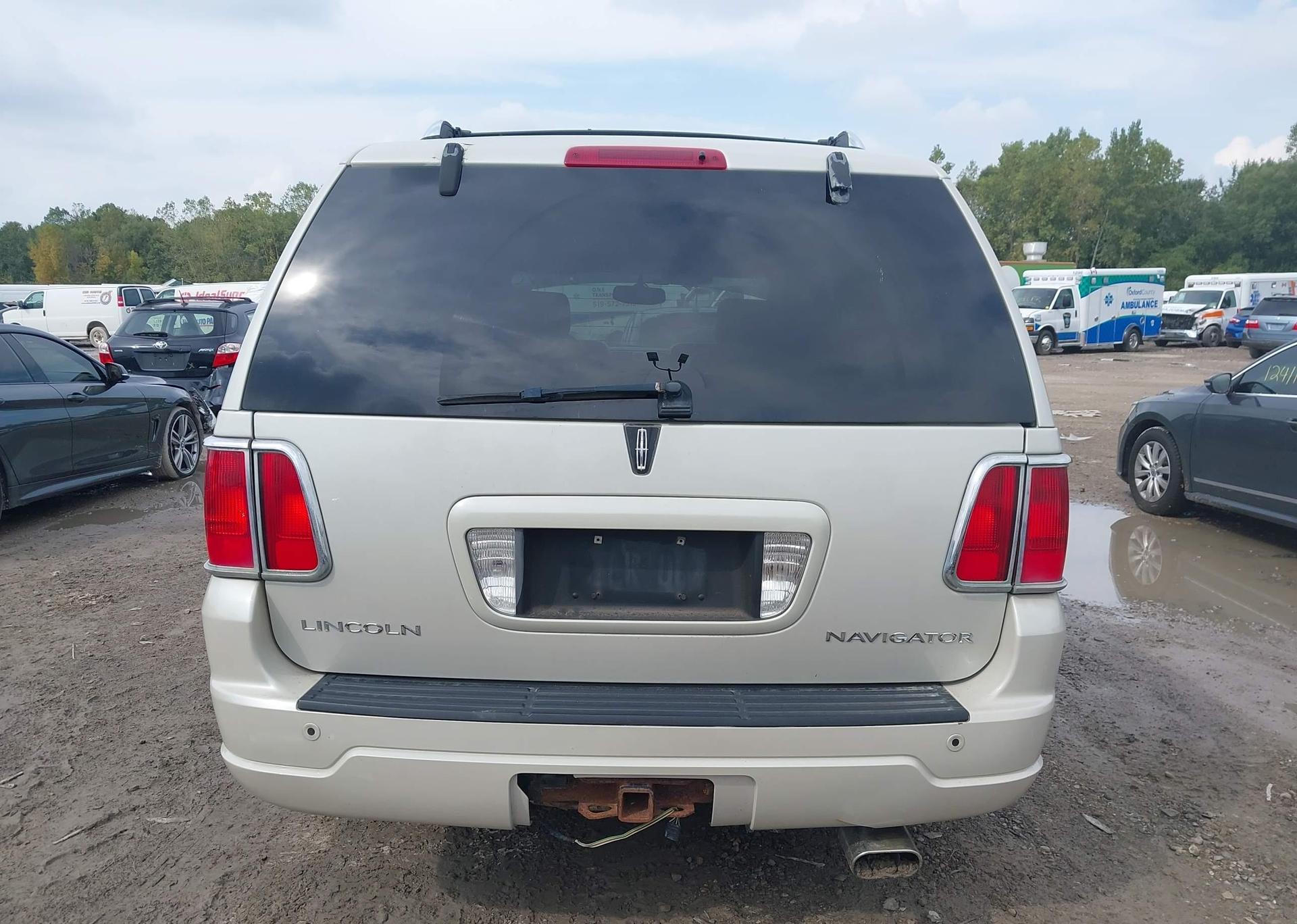 2005 LINCOLN NAVIGATOR