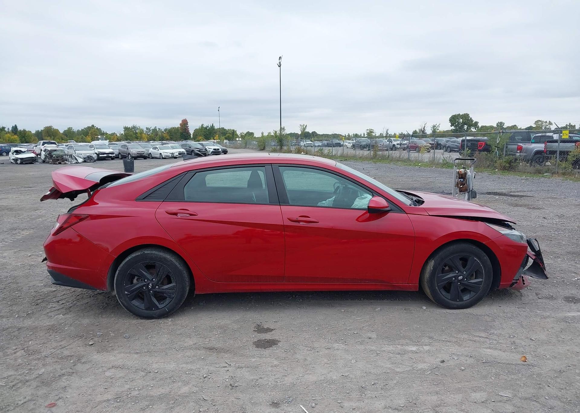 2021 HYUNDAI ELANTRA