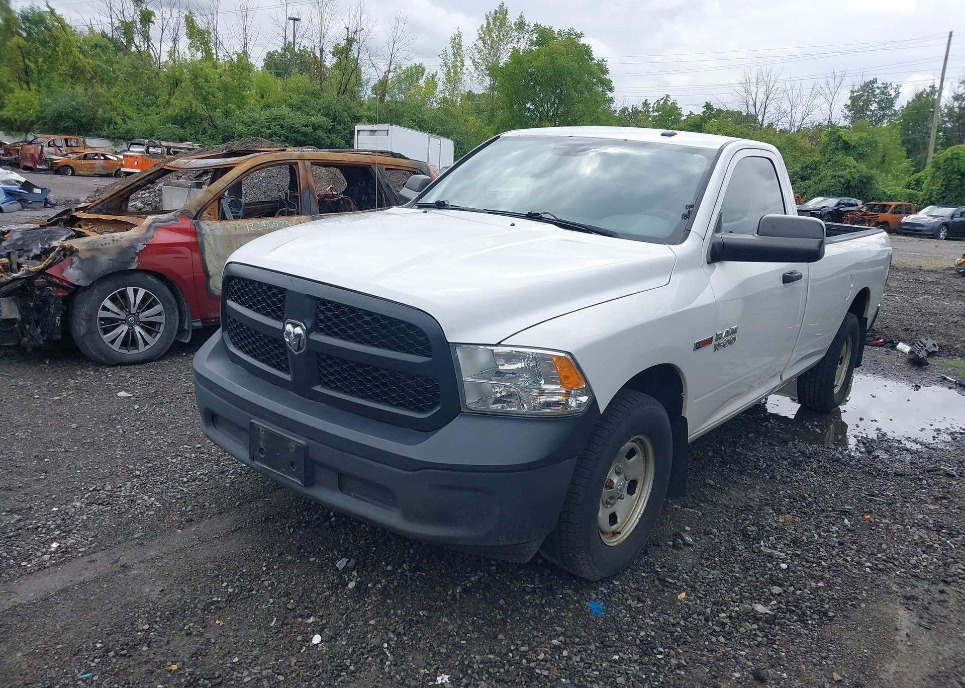 2014 RAM 1500 ST