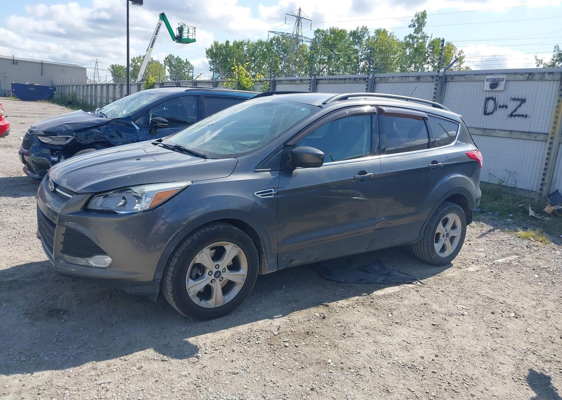 2015 FORD ESCAPE SE