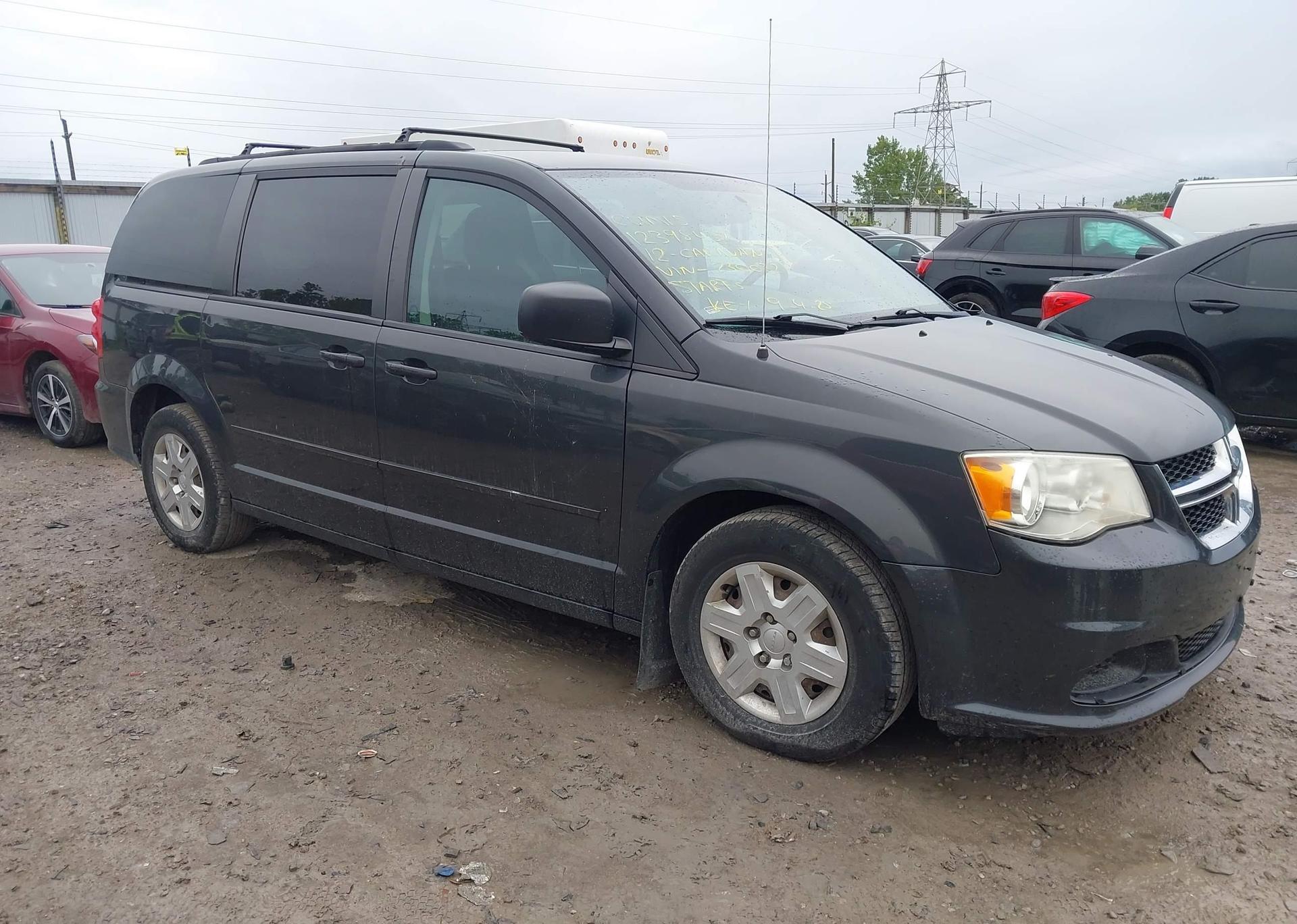 2012 DODGE GRAND CARAVAN SE