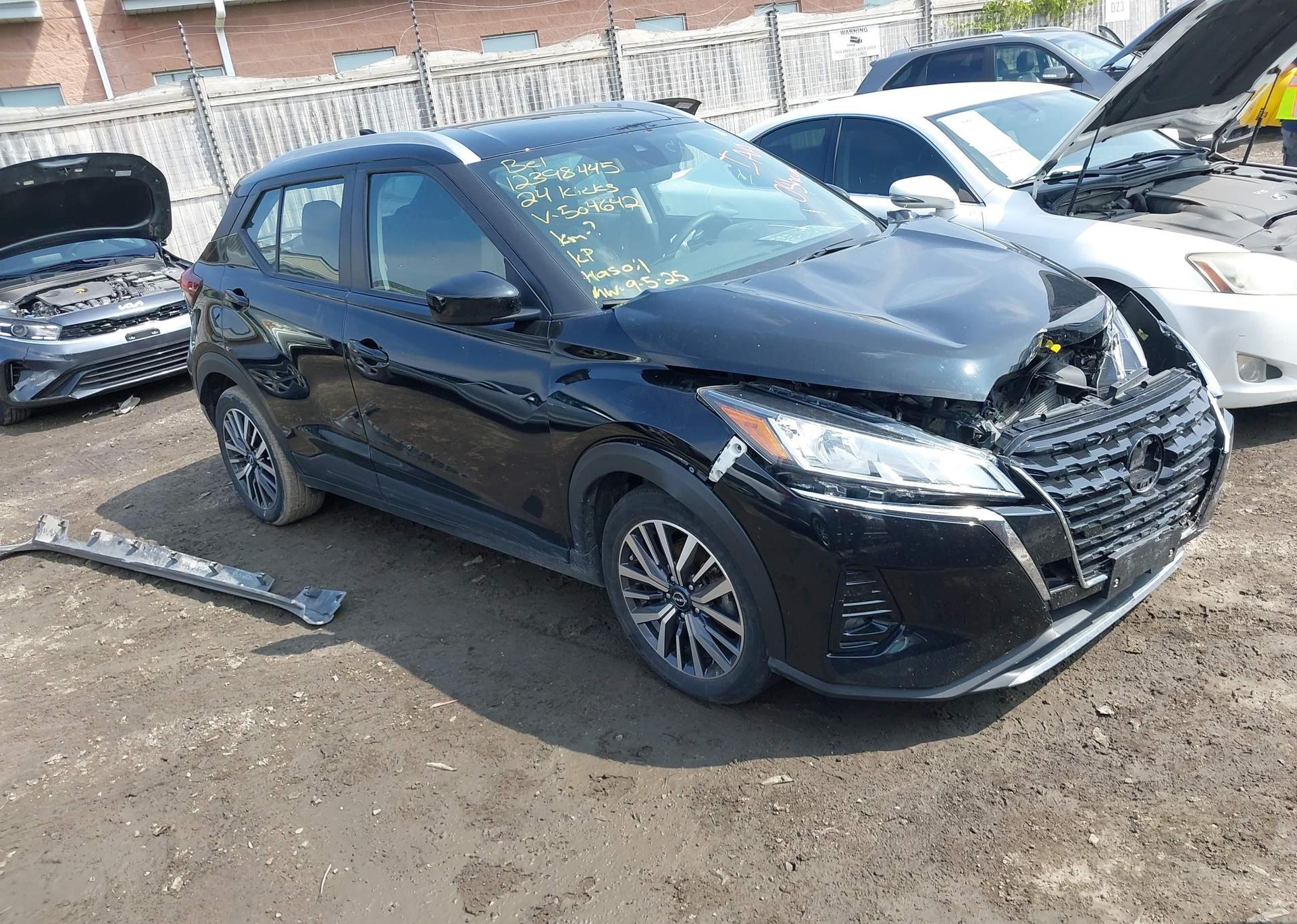 2024 NISSAN KICKS
