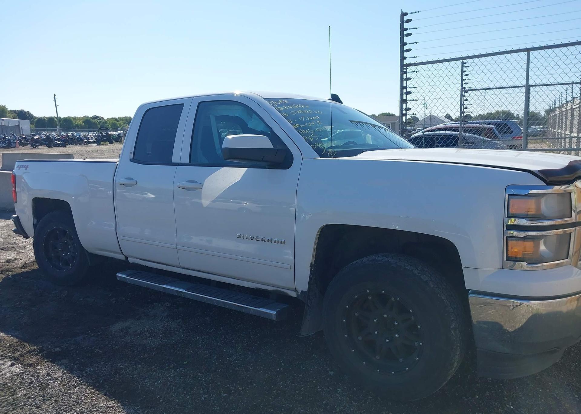 2015 CHEVROLET SILVERADO 1500 1LT