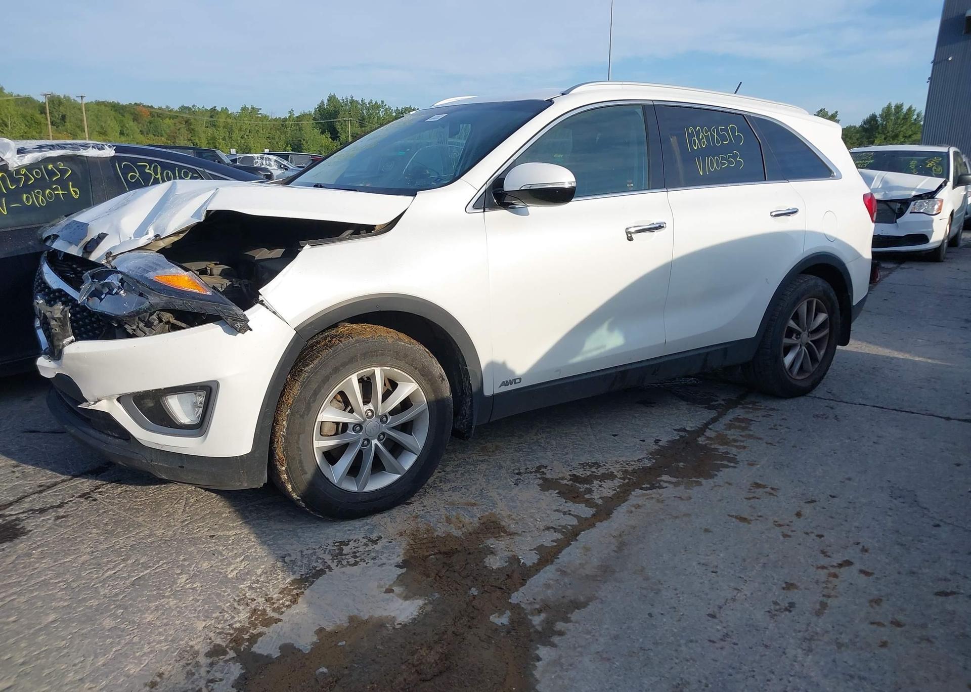 2016 KIA SORENTO LX