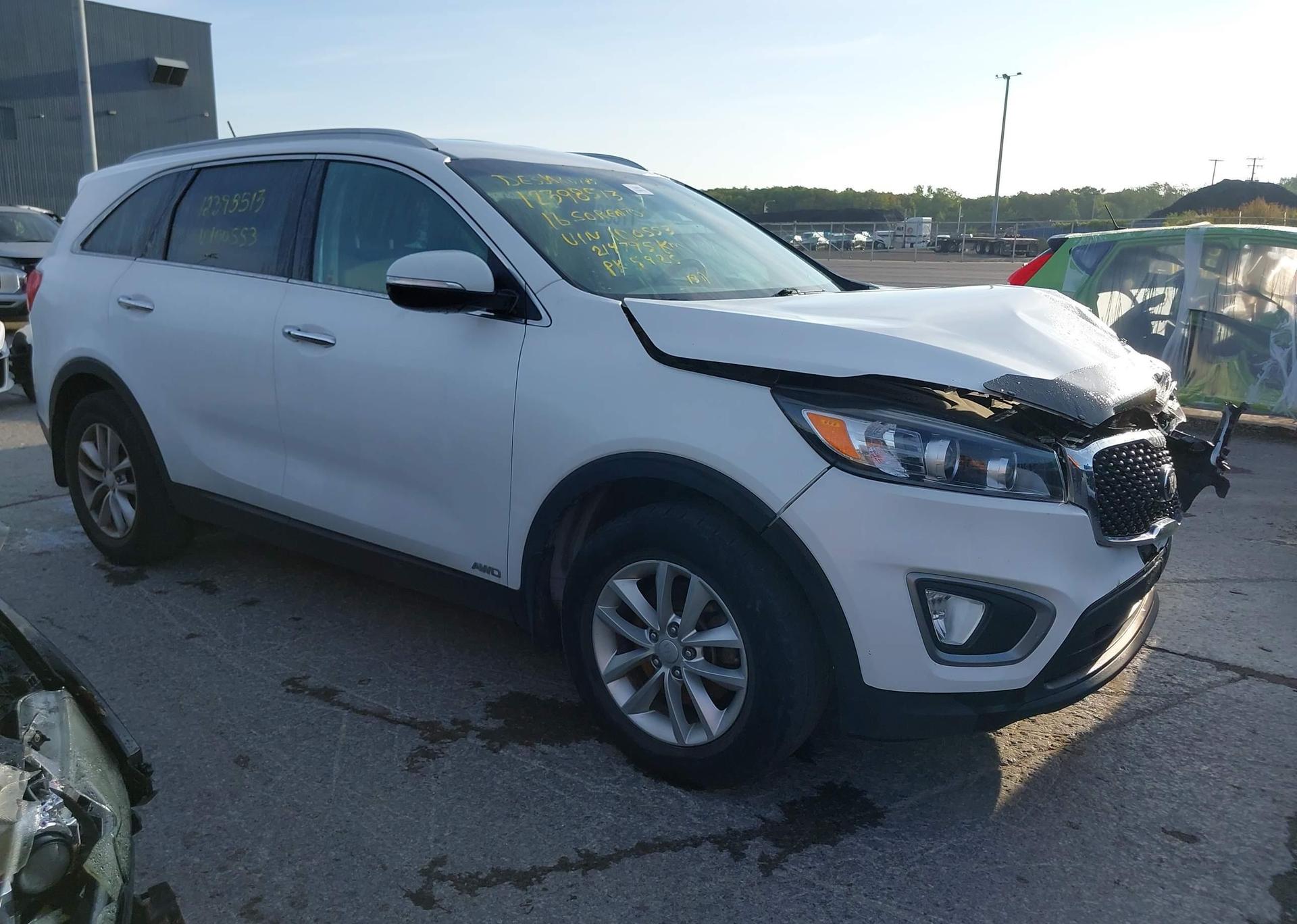 2016 KIA SORENTO LX