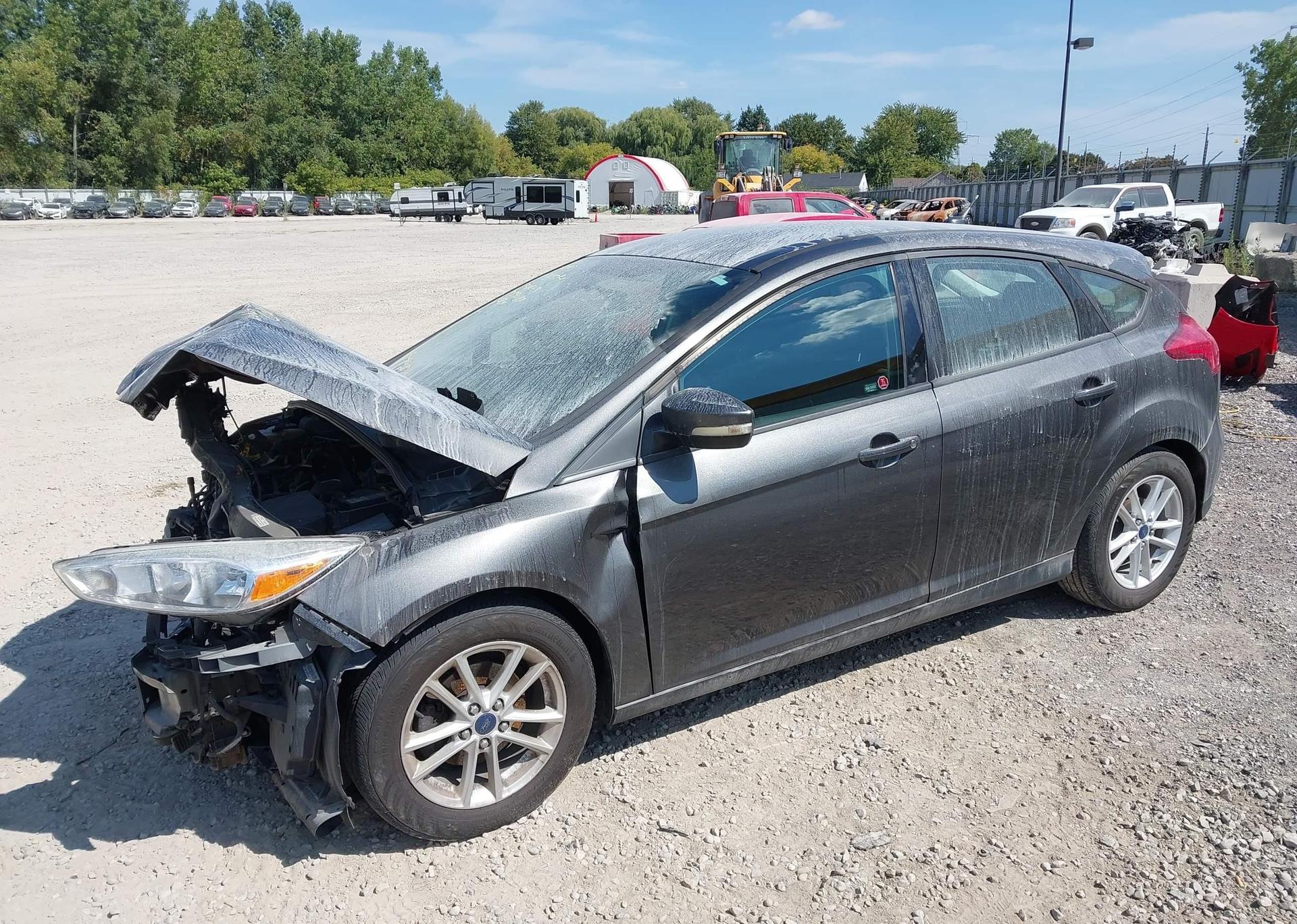 2015 FORD FOCUS SE