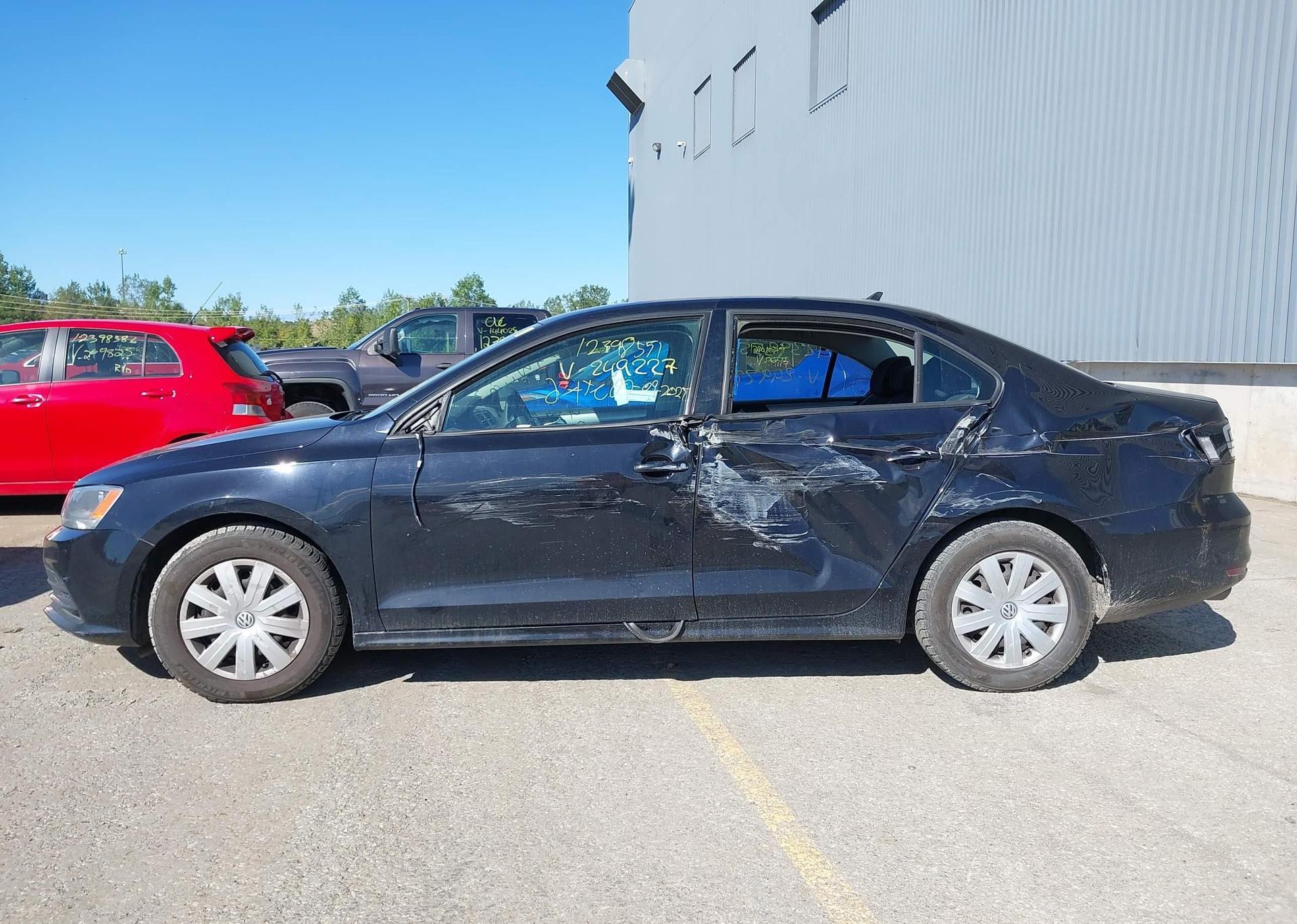 2017 VOLKSWAGEN JETTA