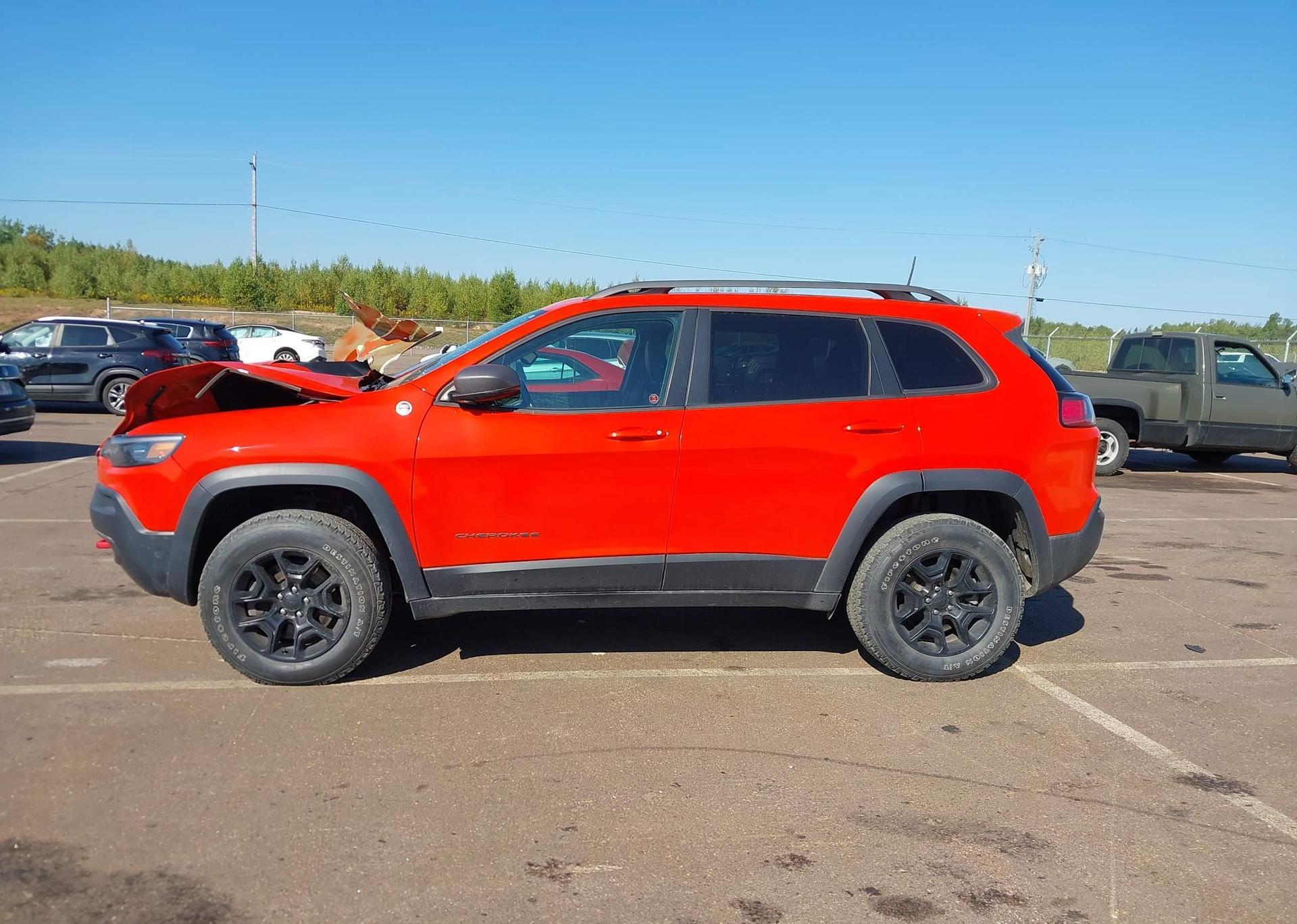 2021 JEEP CHEROKEE TRAILHAWK