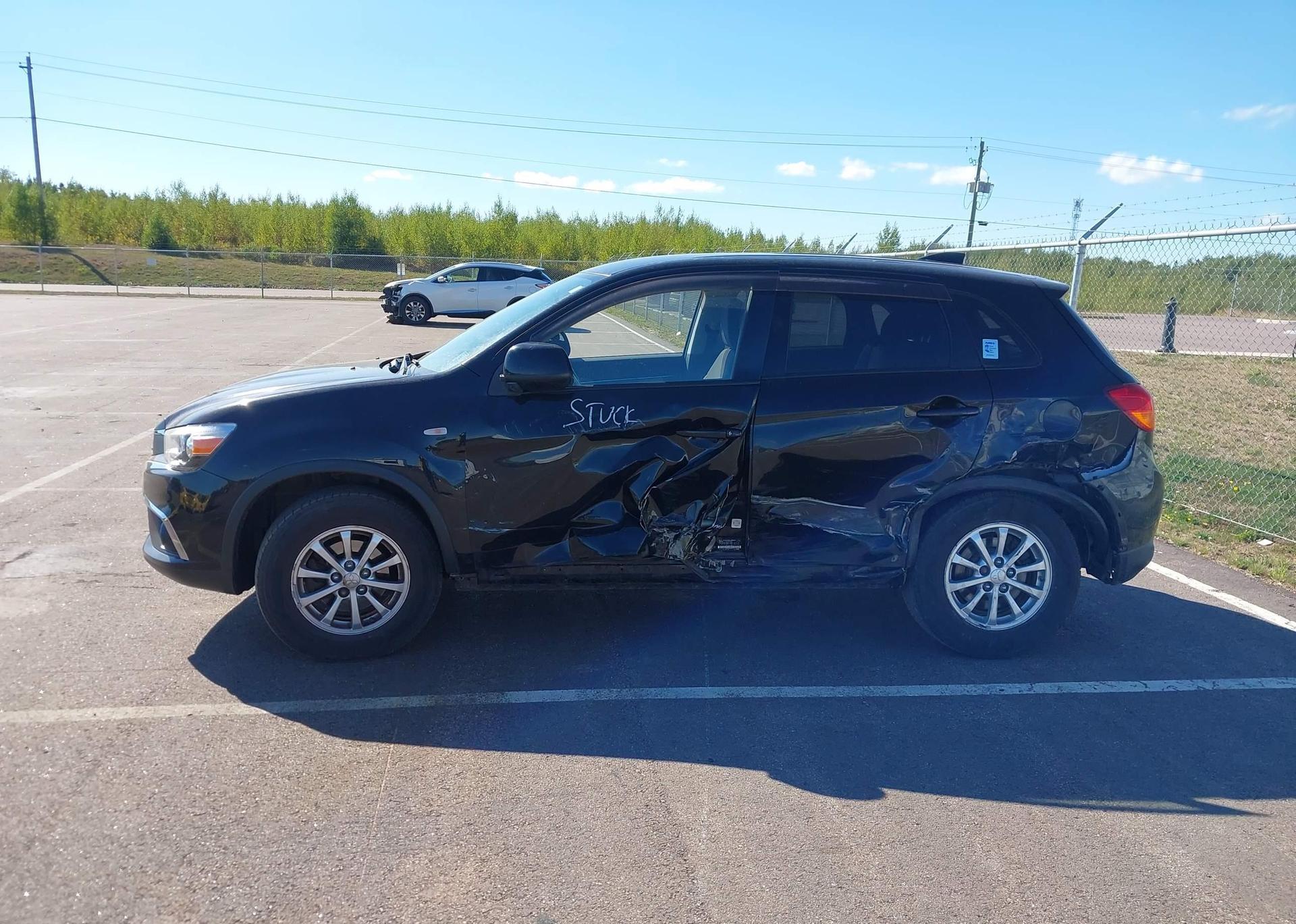 2017 MITSUBISHI RVR ES