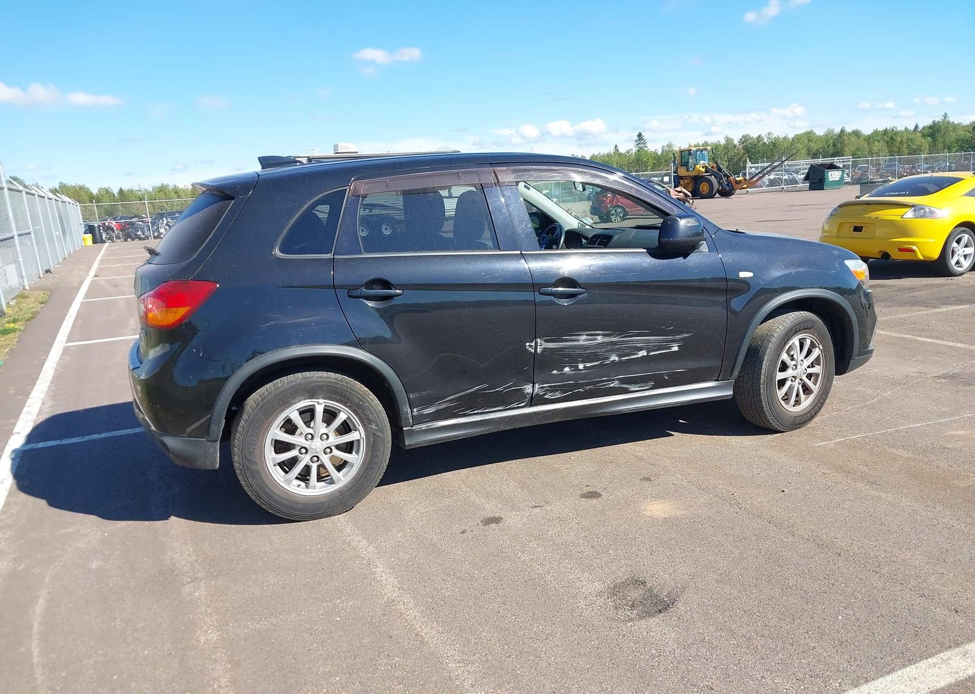 2017 MITSUBISHI RVR ES