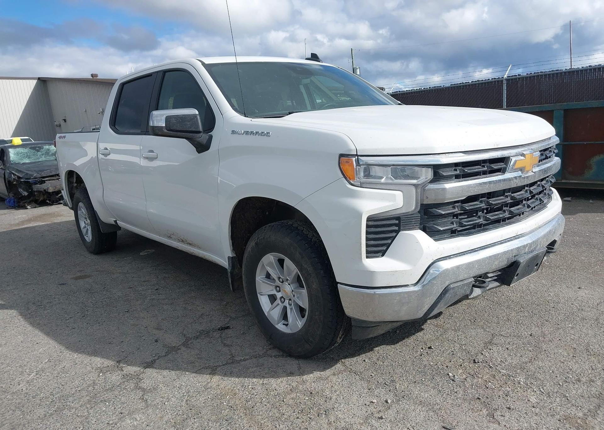 2025 CHEVROLET SILVERADO K1500 LT