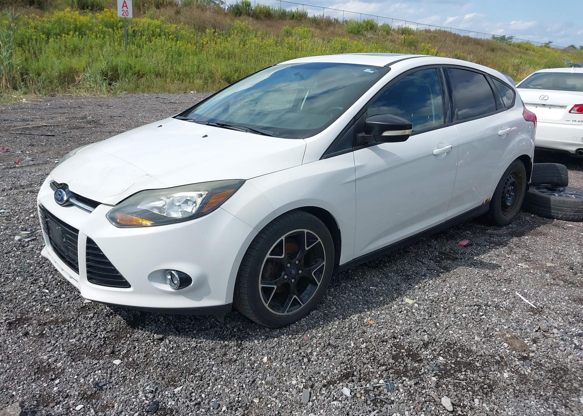 2014 FORD FOCUS SE