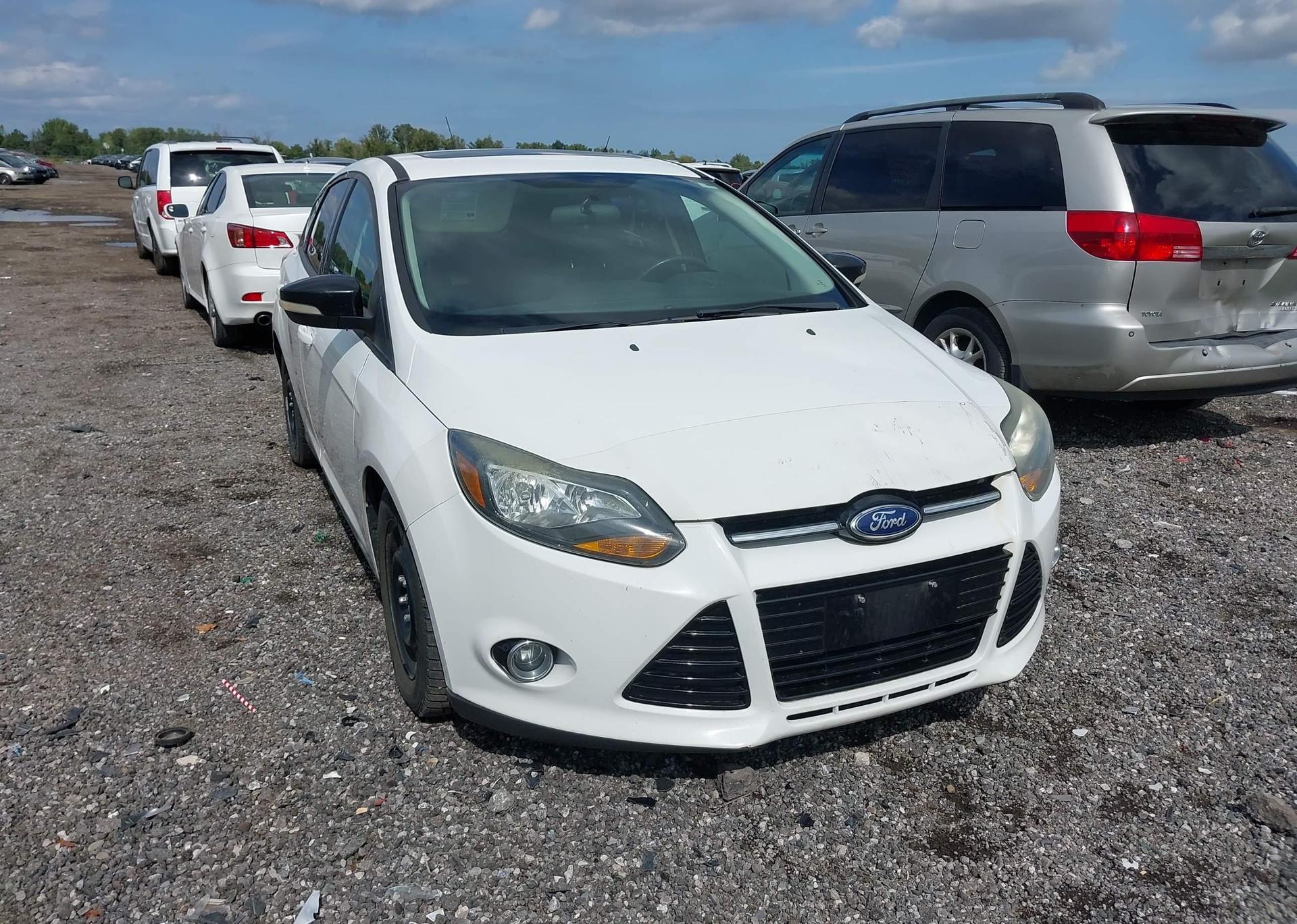 2014 FORD FOCUS SE